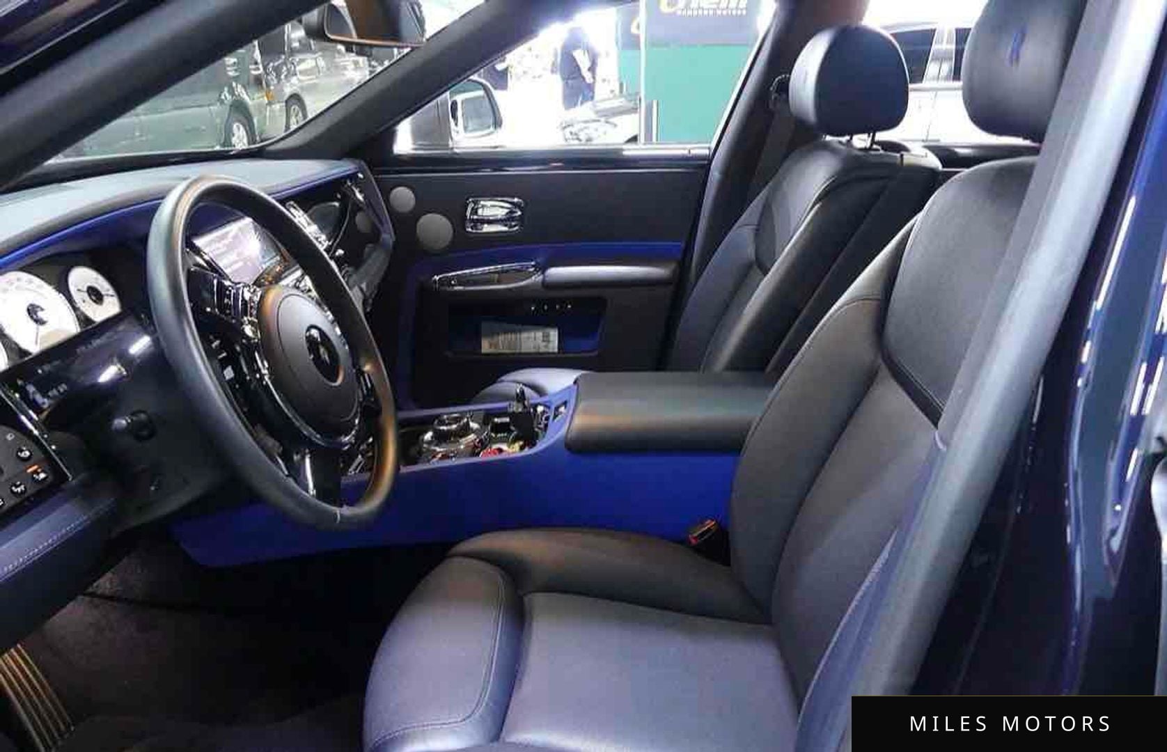 Rolls-Royce 고스트 2019 — миниатюра 6