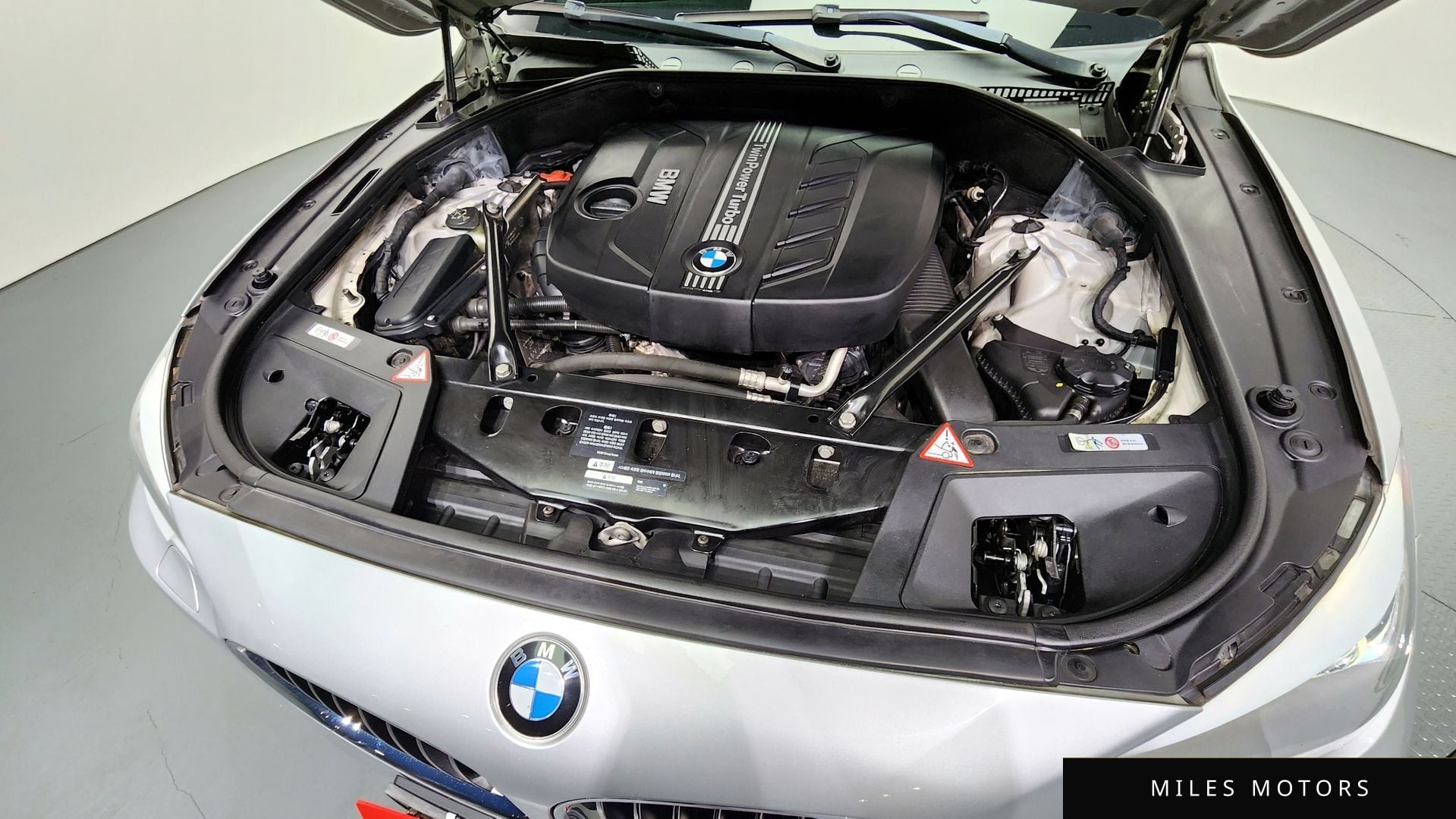 BMW 5 Series GT (F07) 2013 — миниатюра 6