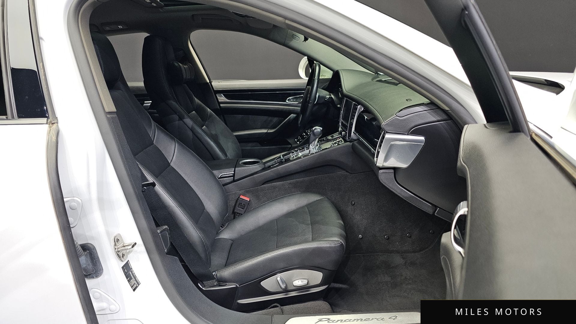 Porsche Panamera 2015 — миниатюра 10