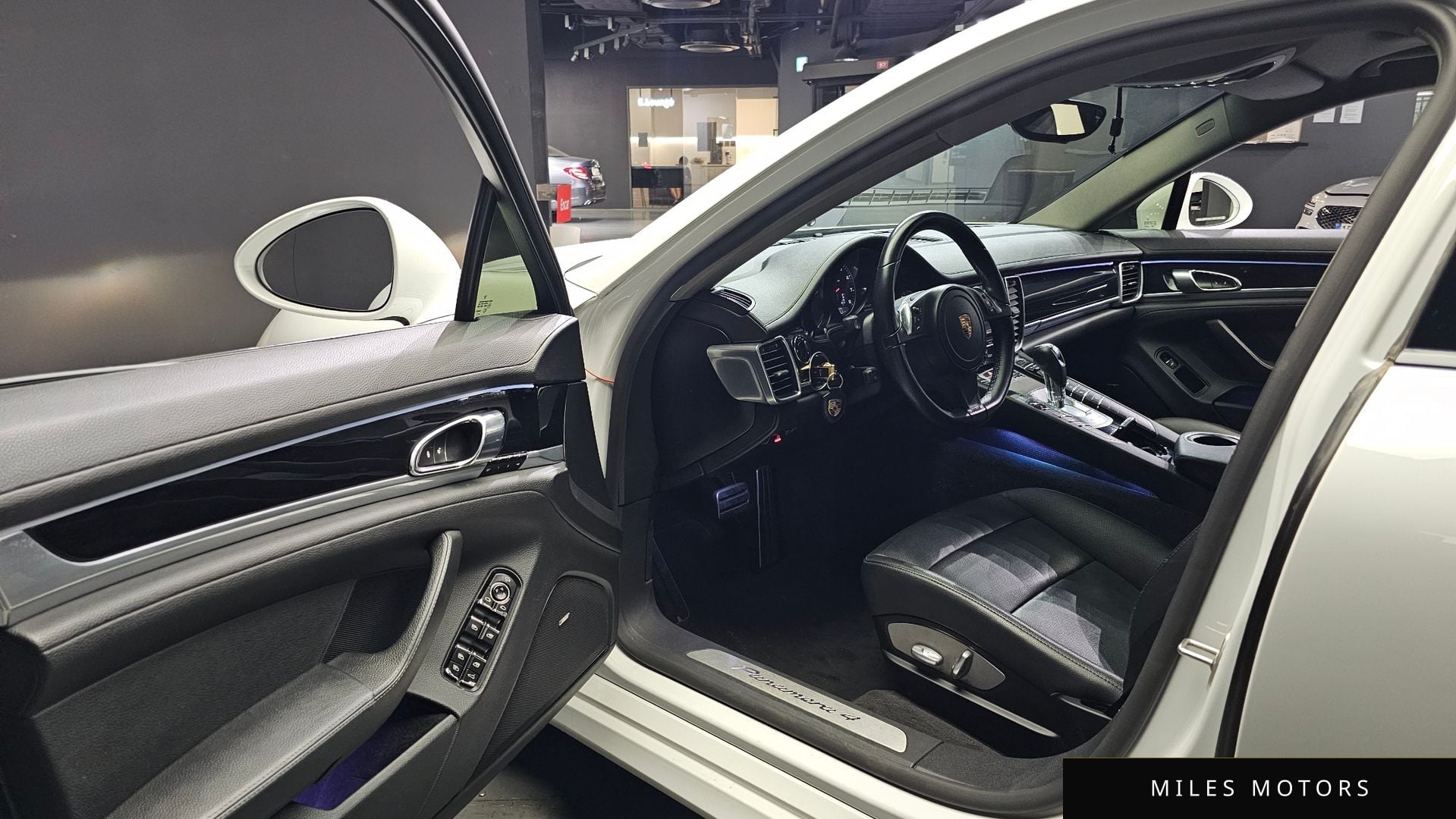 Porsche Panamera 2015 — миниатюра 12