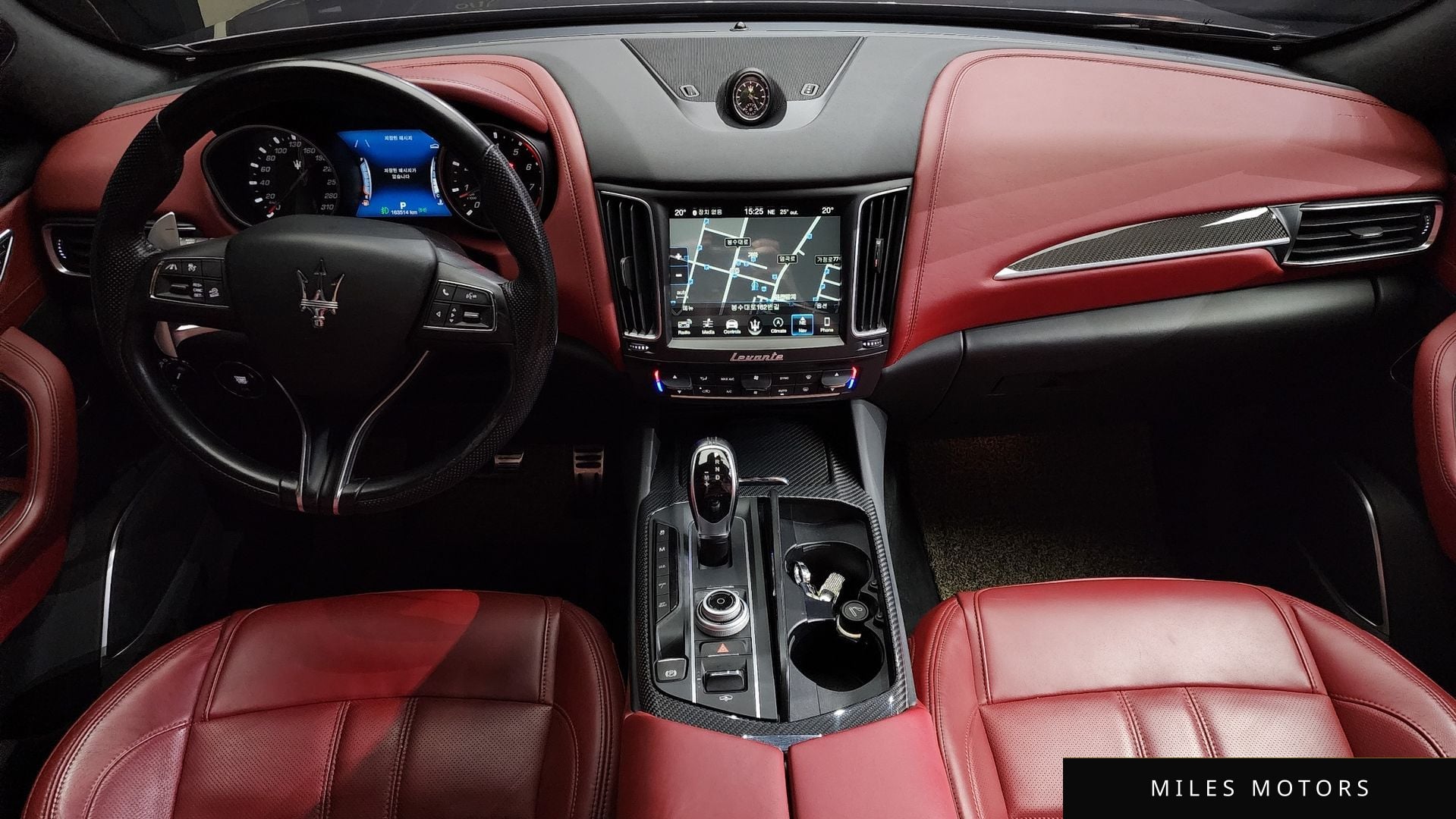 Maserati 르반떼 2018 — миниатюра 7