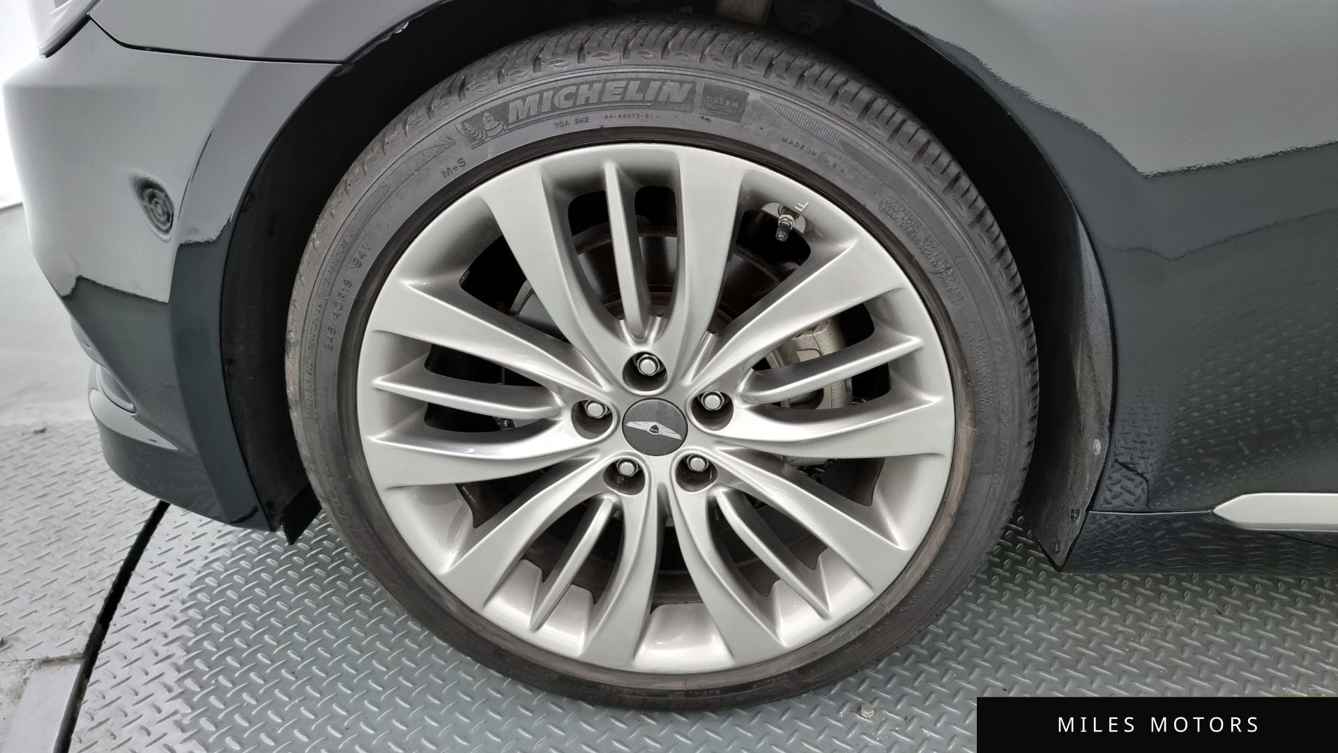 Hyundai Genesis 2016 — миниатюра 5