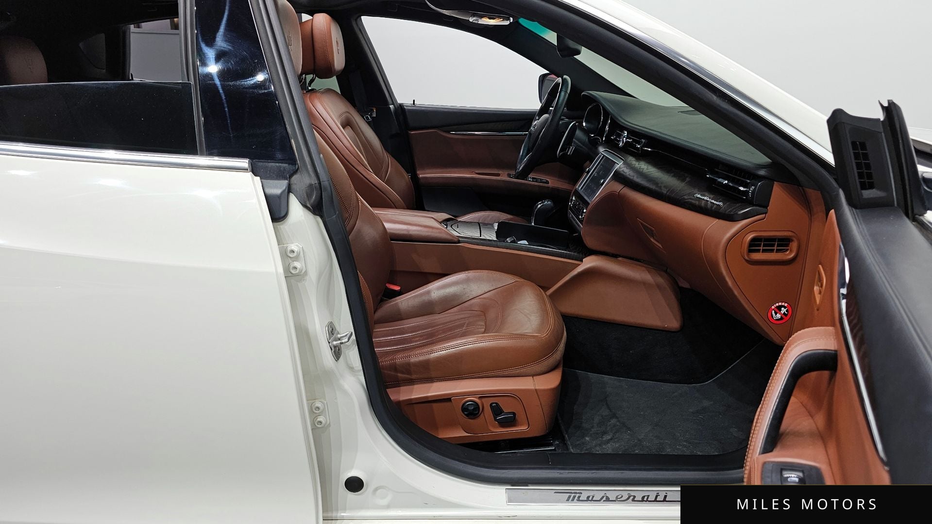 Maserati Quattroporte 2015 — миниатюра 11