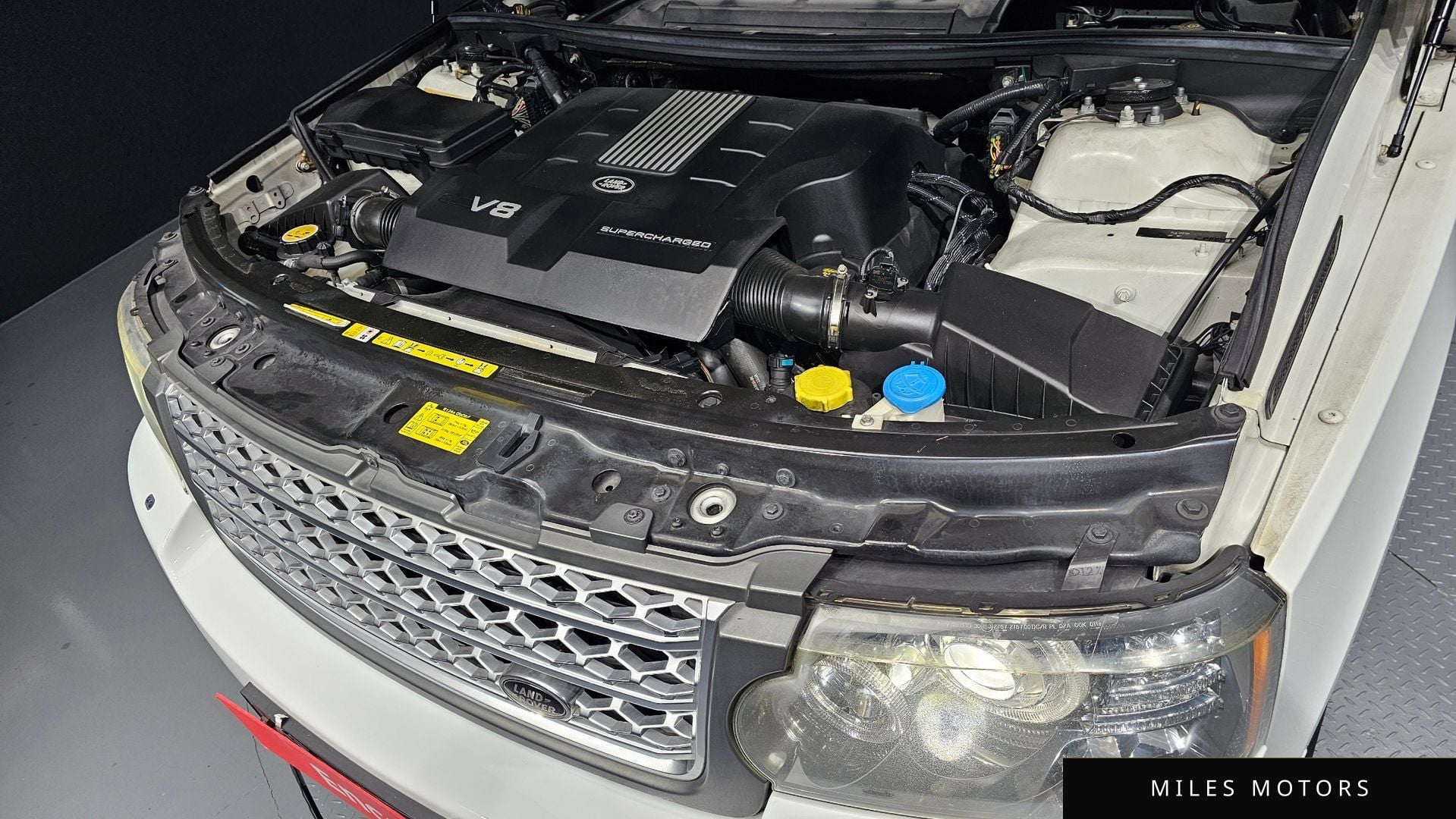 Land Rover Range Rover 2011 — миниатюра 6