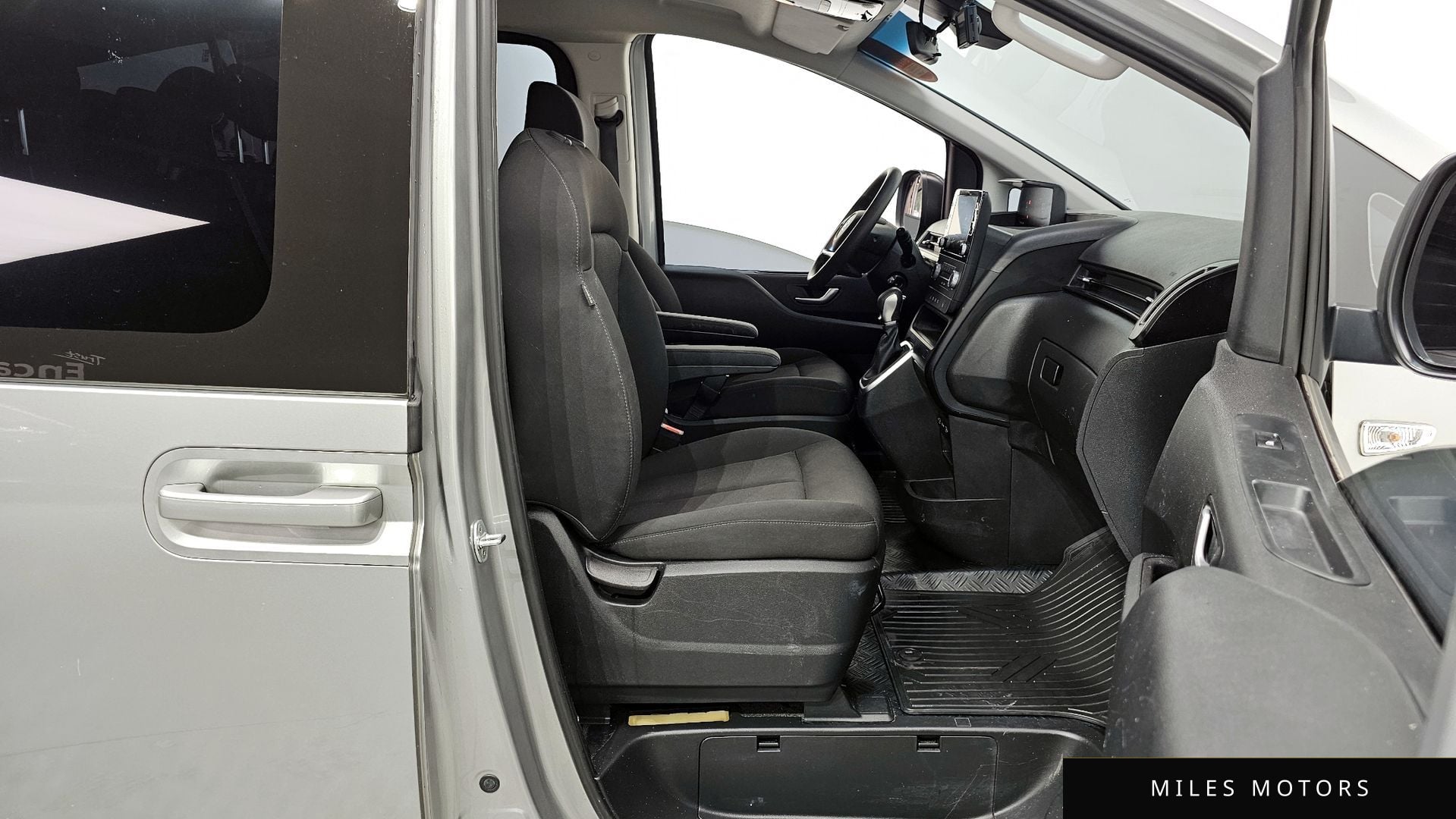 Hyundai Staria 2022 — миниатюра 11