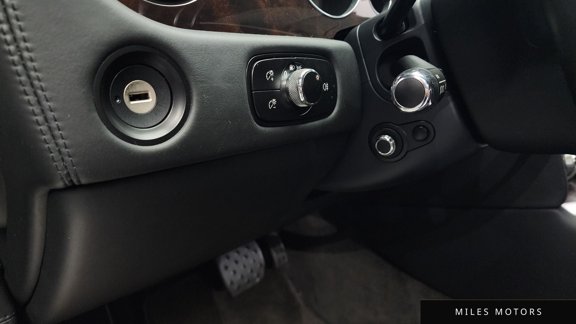 Bentley 컨티넨탈 GT 2008 — миниатюра 18