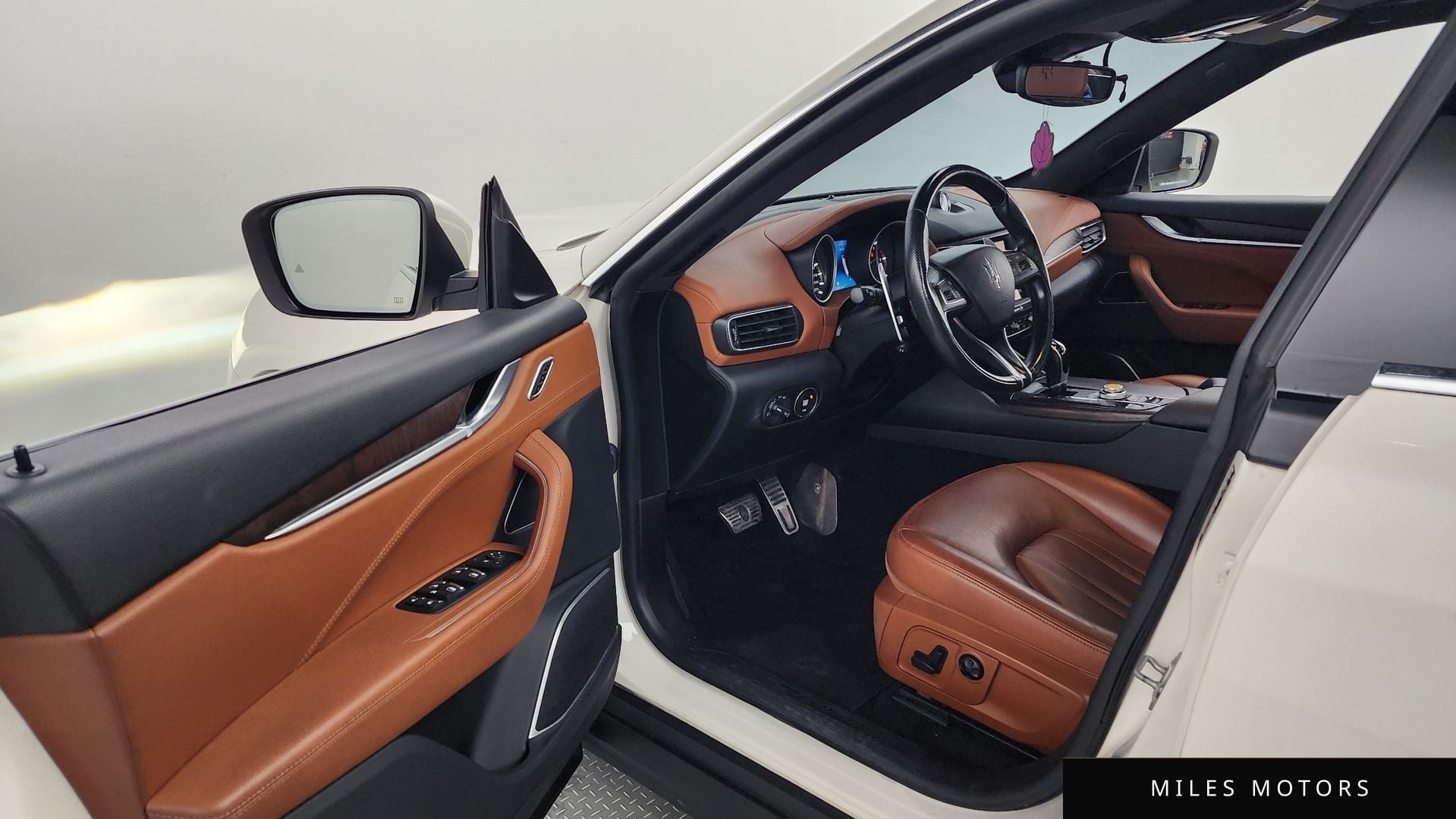 Maserati Levante 2018 — миниатюра 10
