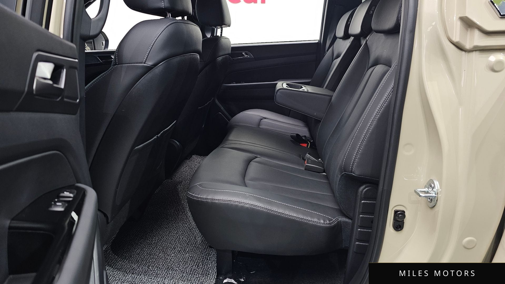 KG Mobility 뉴 렉스턴 스포츠 칸 2024 — миниатюра 12