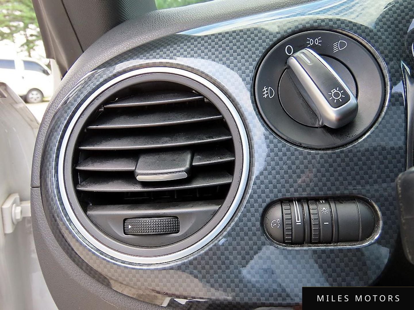 Volkswagen Beetle 2013 — миниатюра 10
