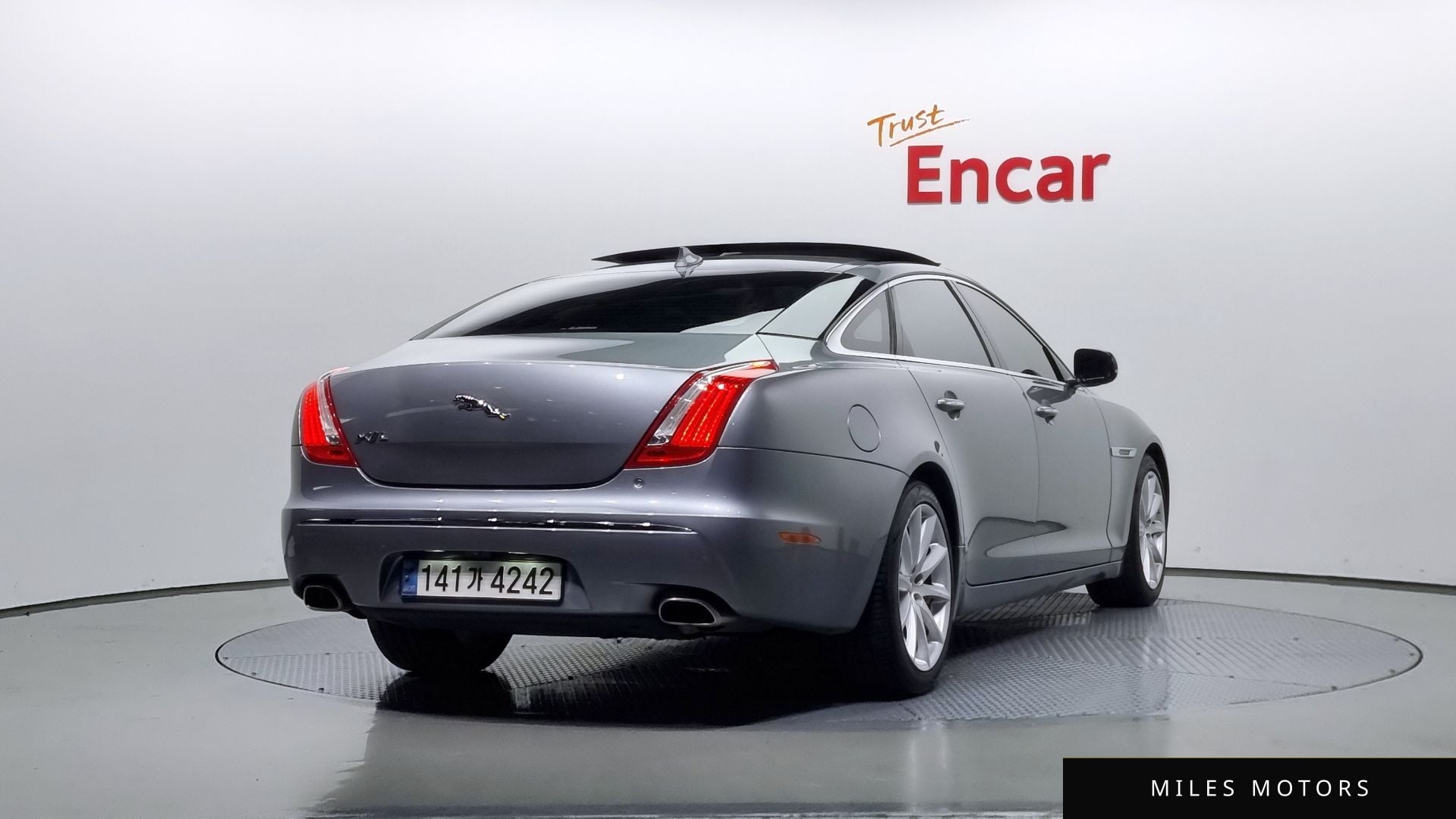 Jaguar All New XJ 2015 — миниатюра 2