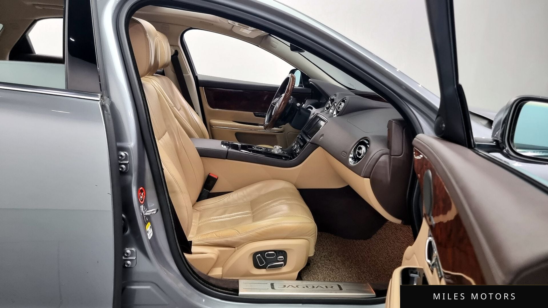 Jaguar All New XJ 2015 — миниатюра 10