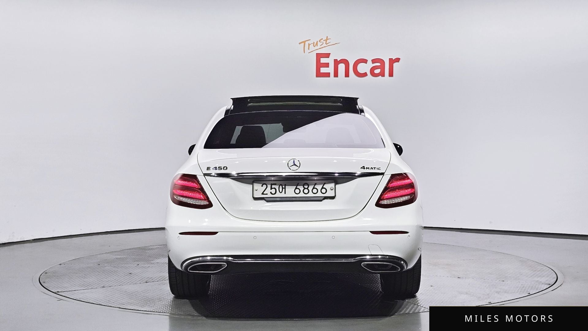 Mercedes-Benz E-Class W213 2019 — миниатюра 4