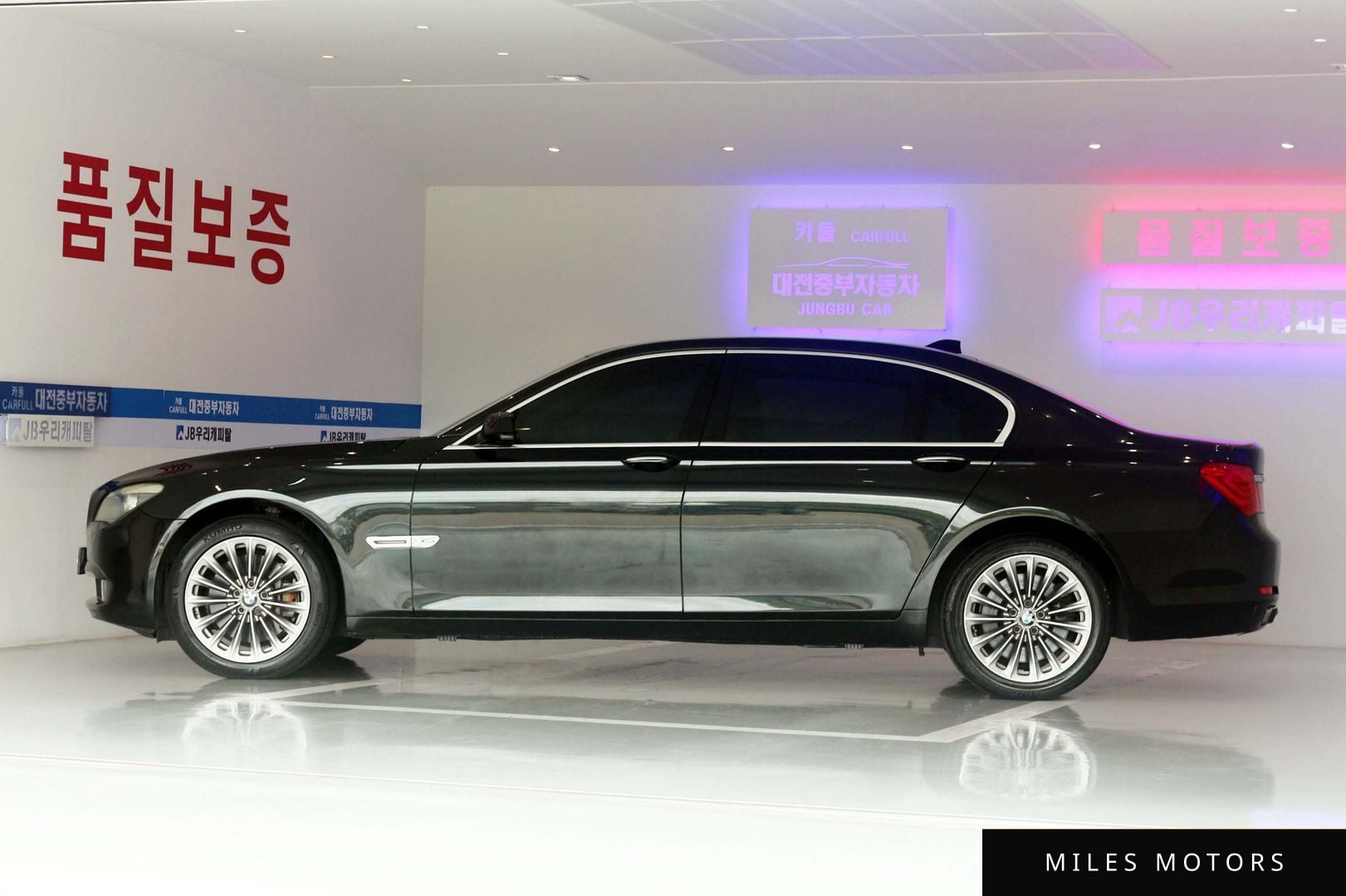BMW 7 Series (F01) 2012 — миниатюра 5