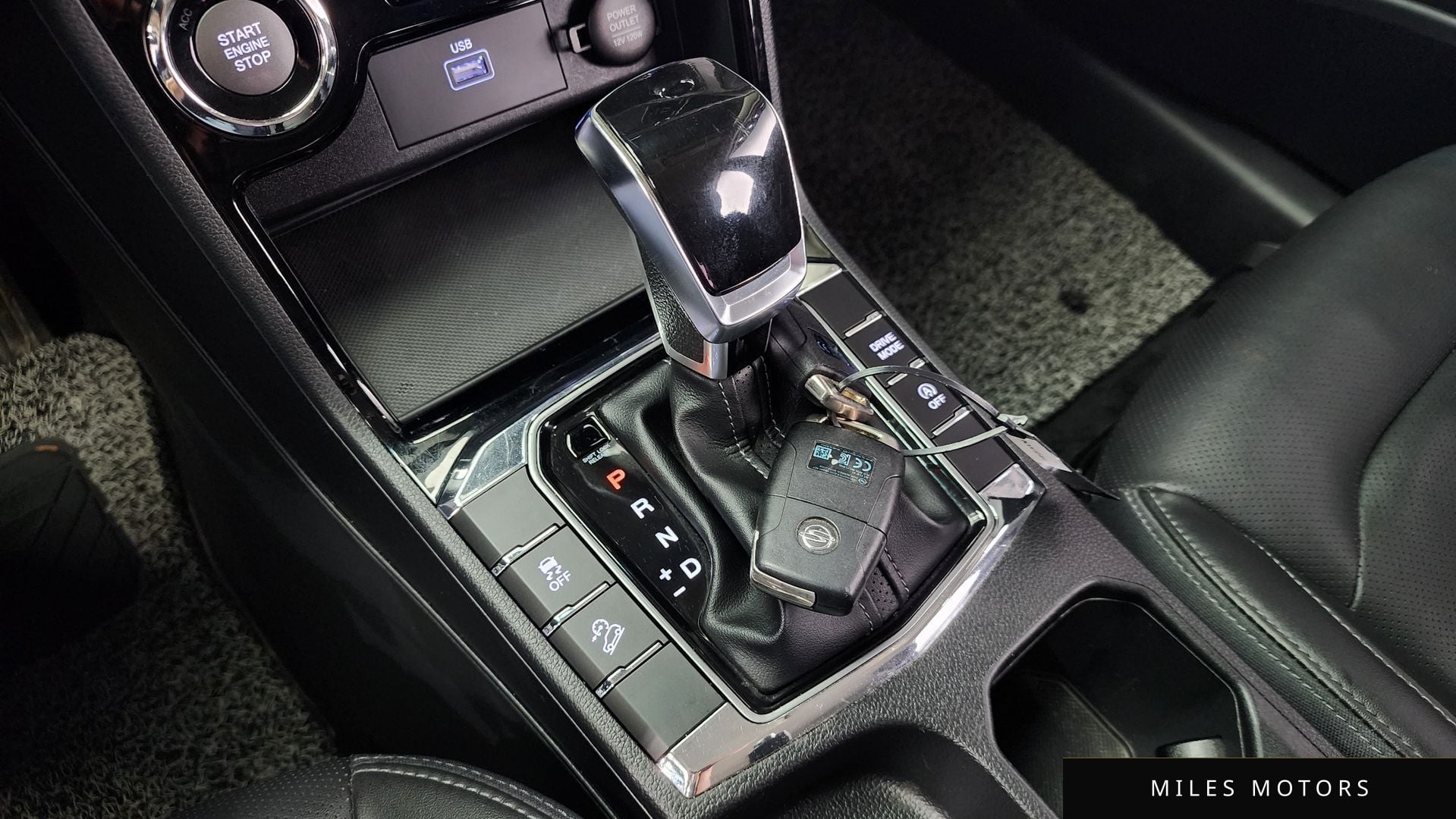 KG Mobility Beautiful Korando 2021 — миниатюра 9