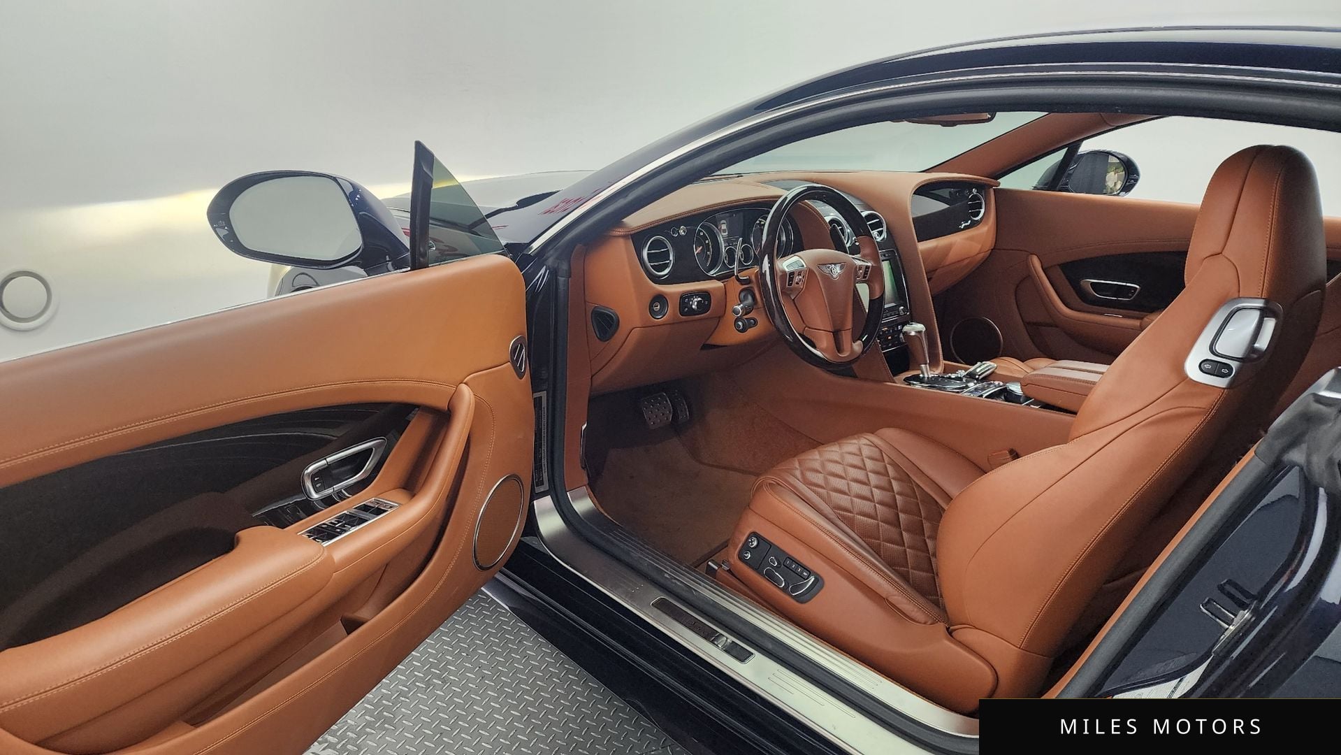 Bentley 컨티넨탈 GT 2016 — миниатюра 10
