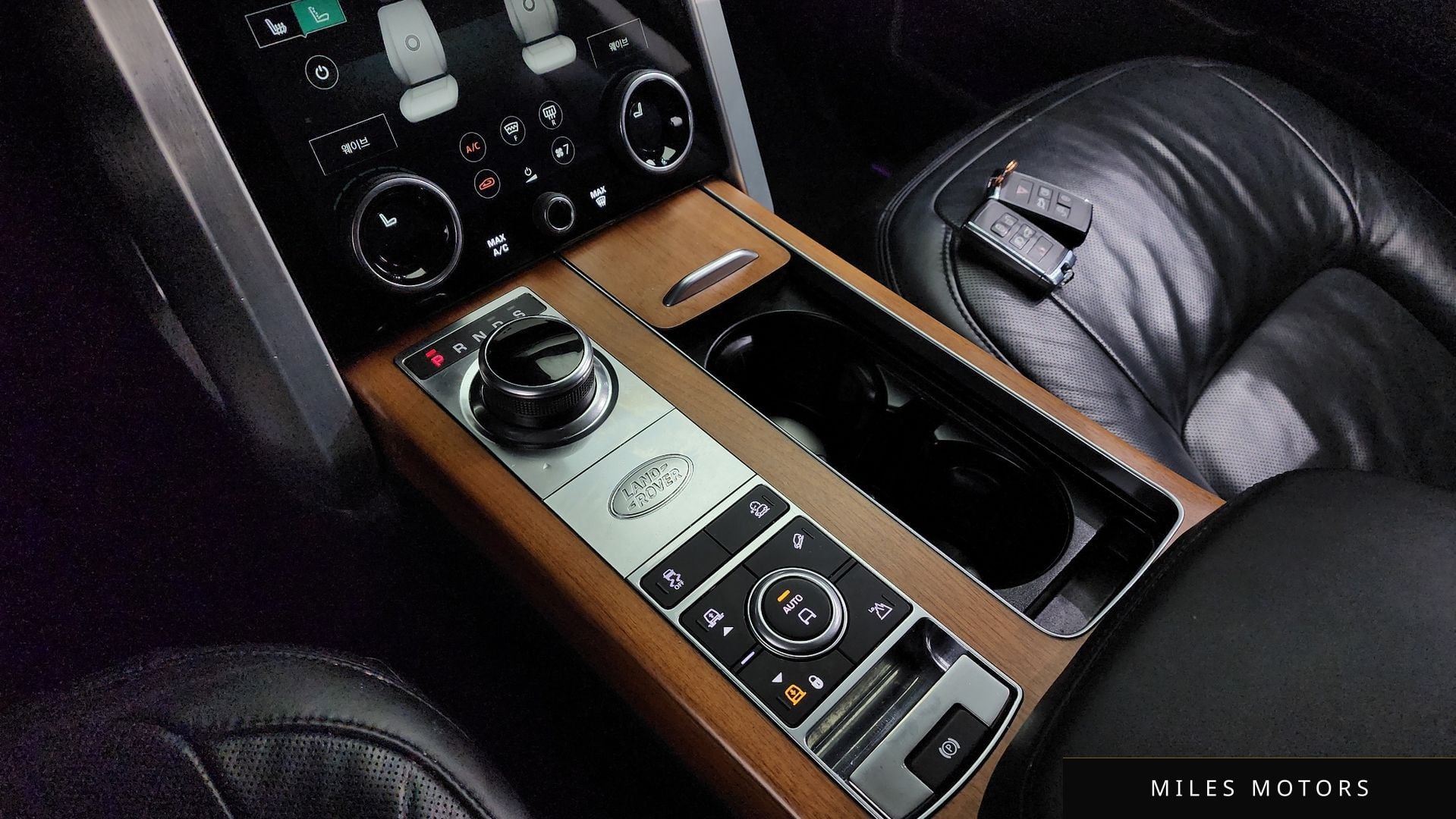 Land Rover Range Rover 2020 — миниатюра 9