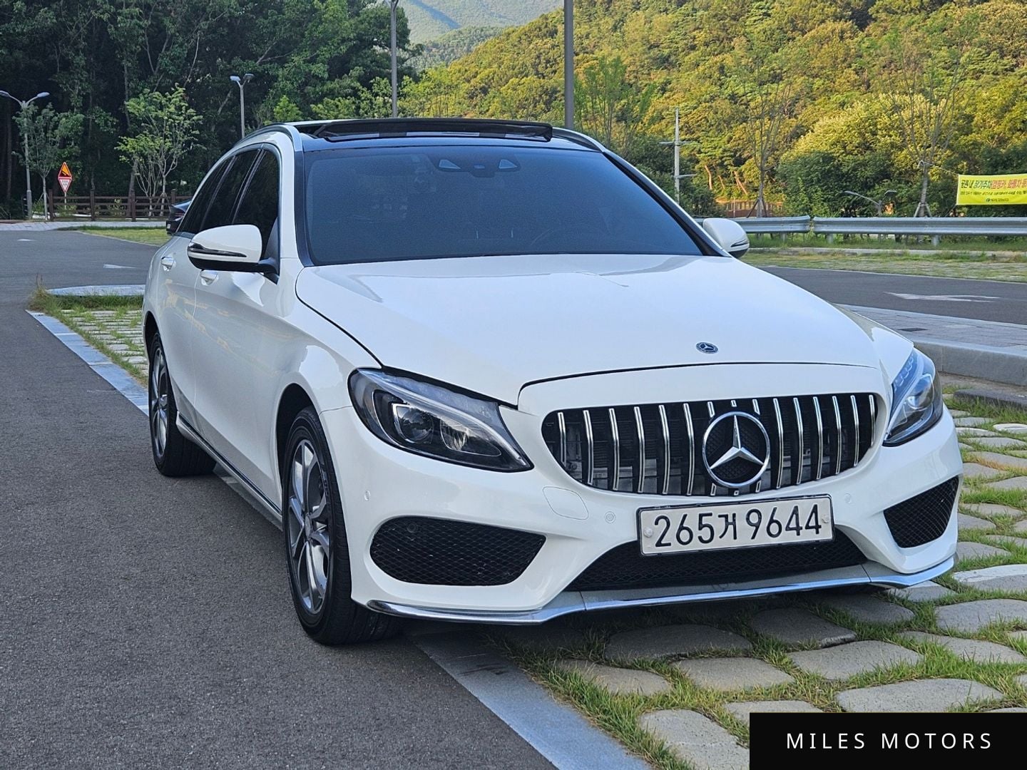 Mercedes-Benz C-Class W205 2016 — миниатюра 3