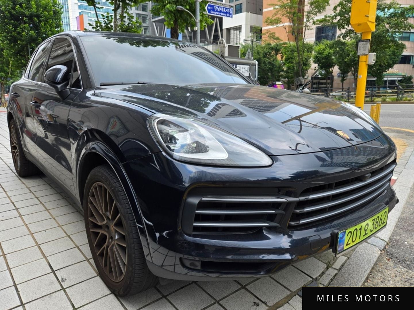 Porsche Cayenne 2020 — миниатюра 3