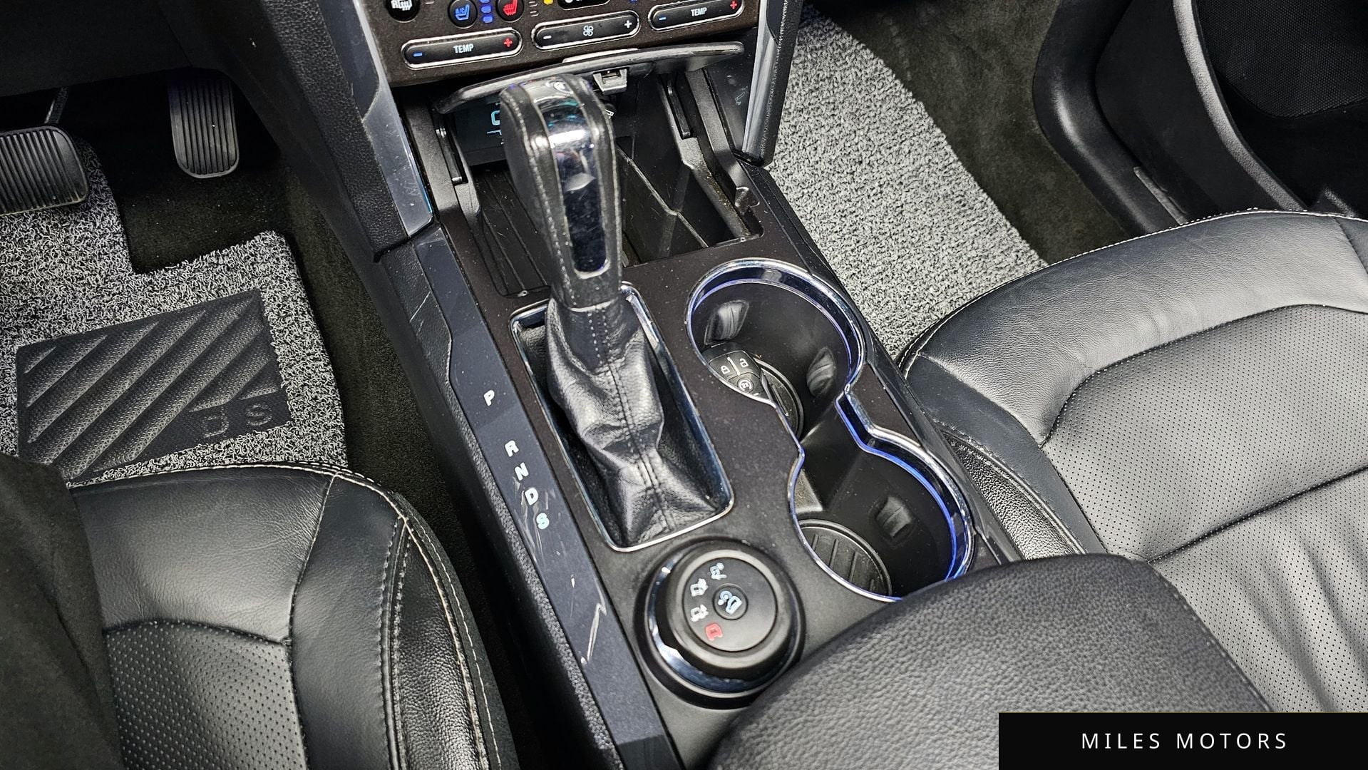 Ford Explorer 2016 — миниатюра 9