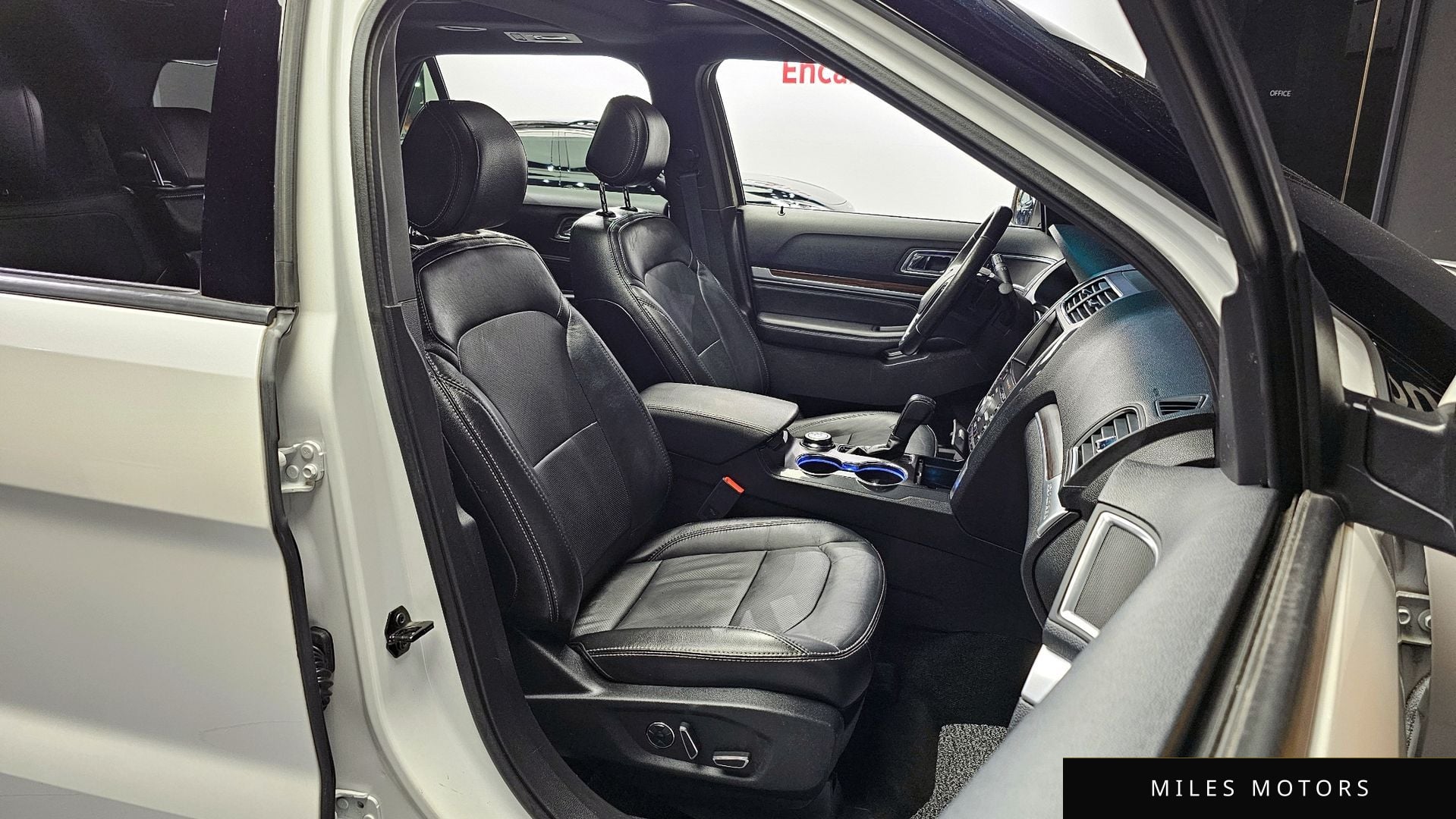 Ford Explorer 2016 — миниатюра 10
