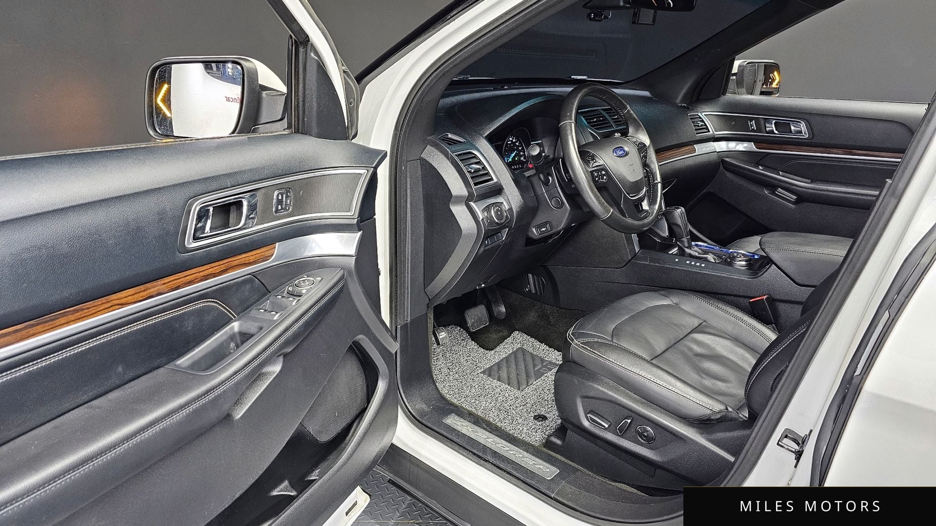 Ford Explorer 2016 — миниатюра 11