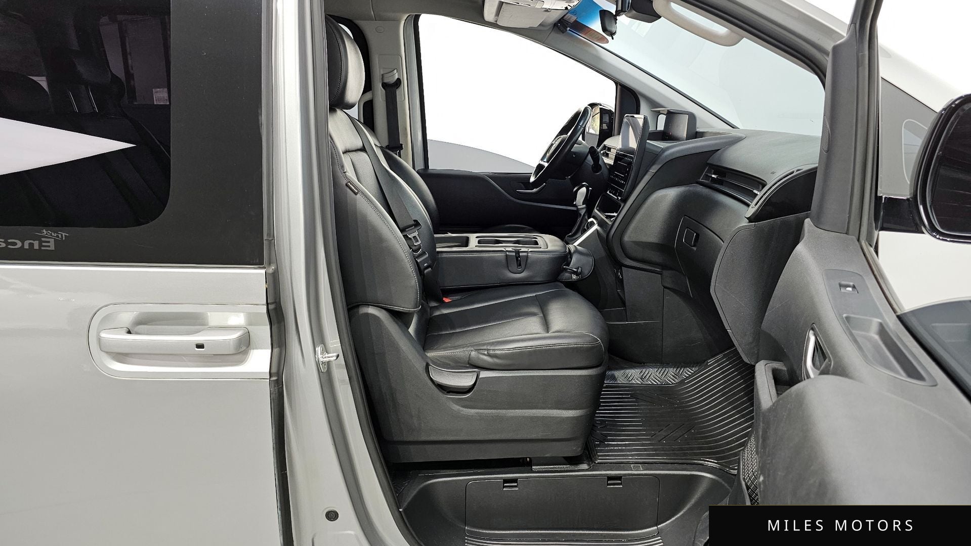 Hyundai Staria 2022 — миниатюра 11