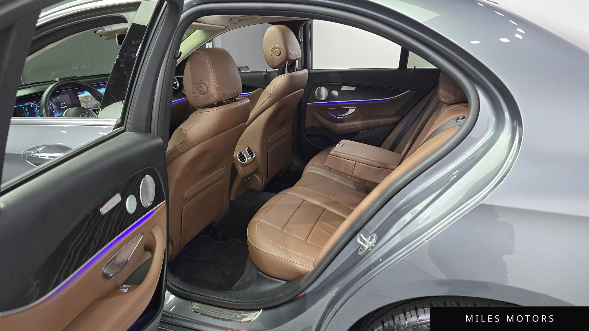 Mercedes-Benz E-Class W213 2019 — миниатюра 12