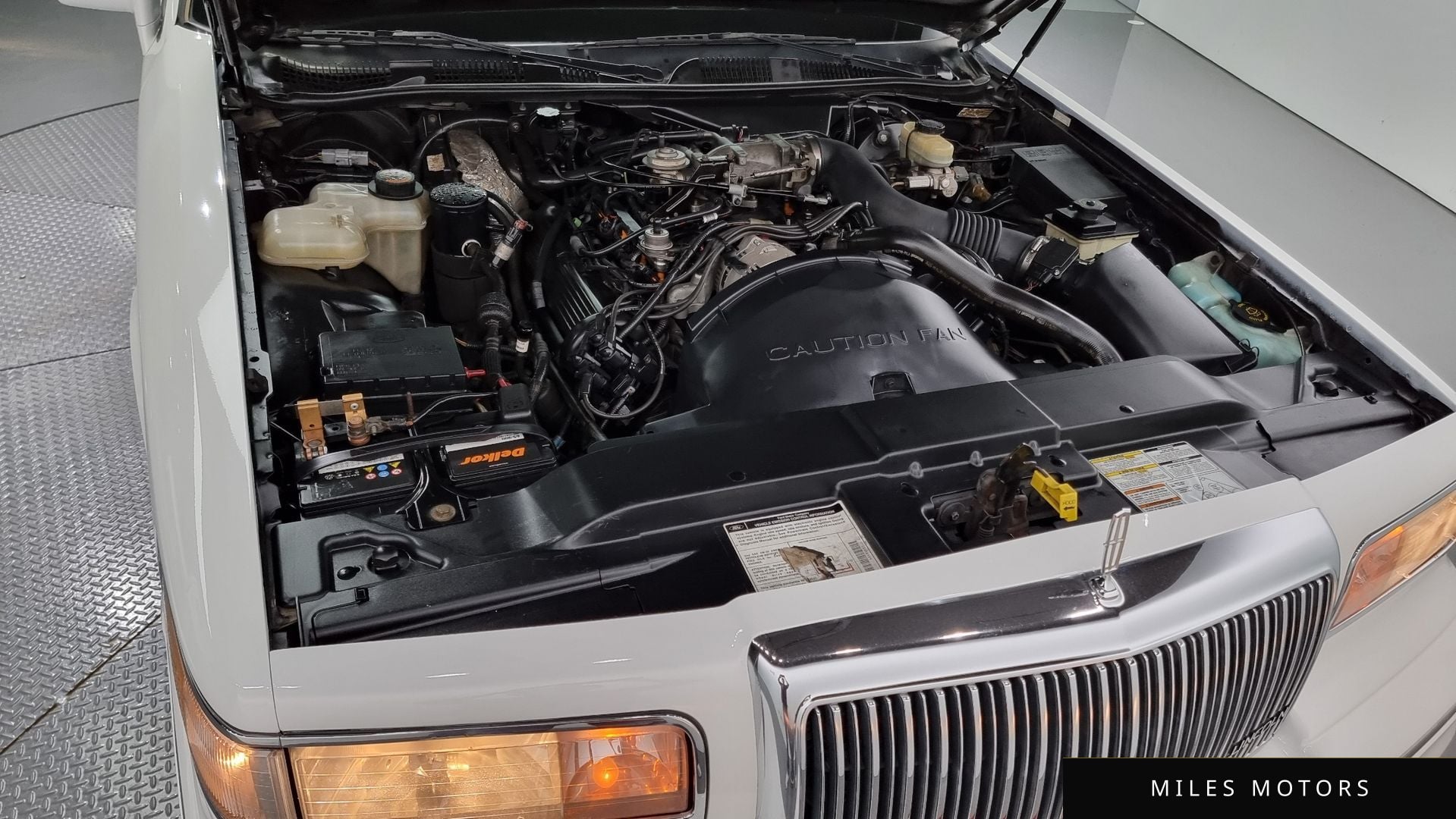 Lincoln Town Car 1997 — миниатюра 6