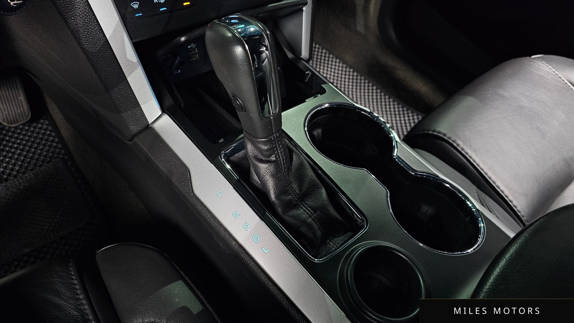 Ford Explorer 2015 — миниатюра 9