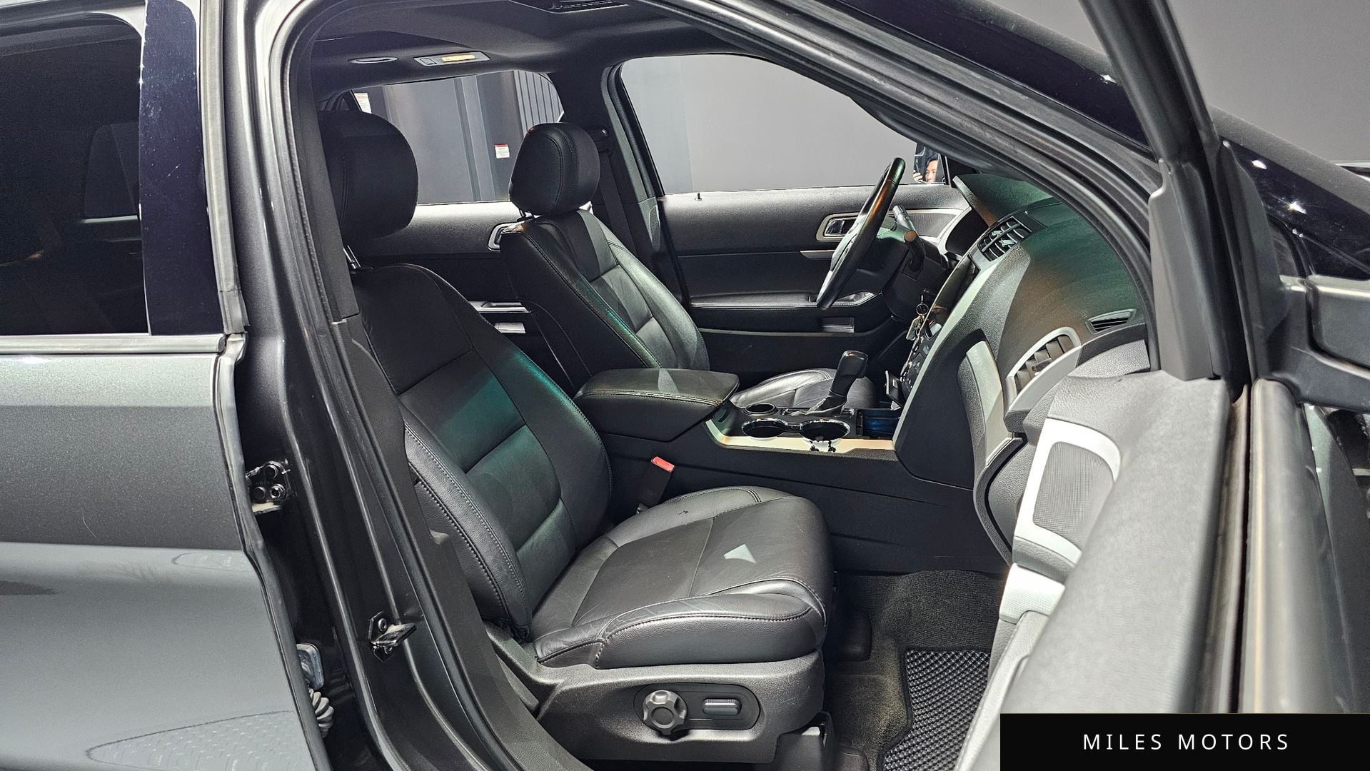Ford Explorer 2015 — миниатюра 10