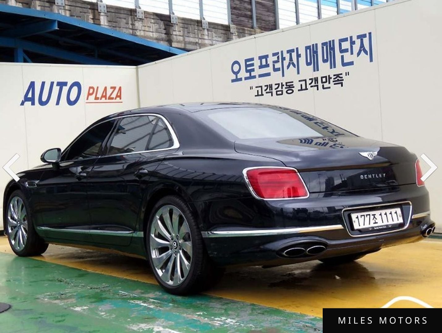 Bentley Flying Spur 2022 — миниатюра 3