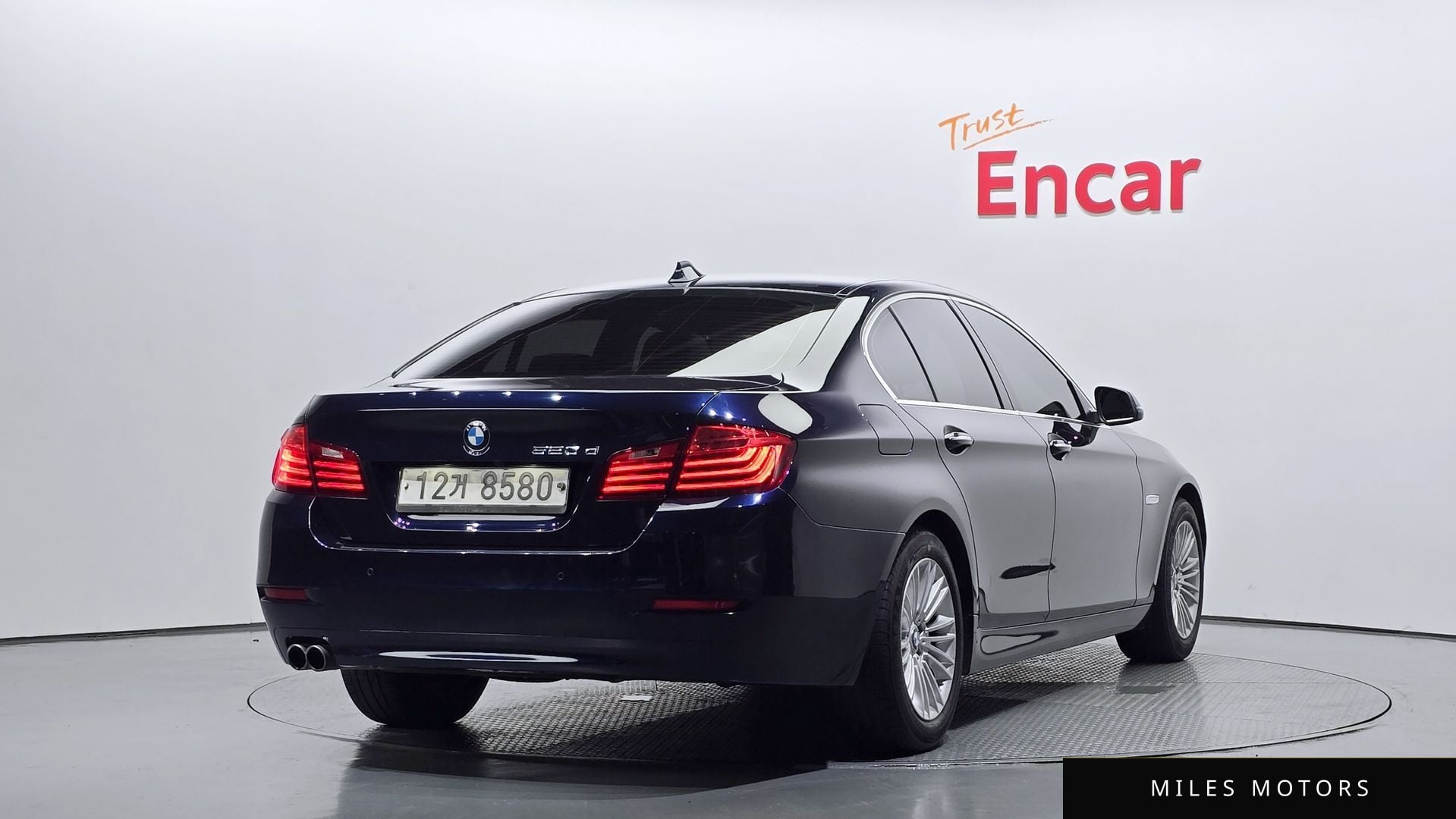 BMW 5 Series (F10) 2015 — миниатюра 2