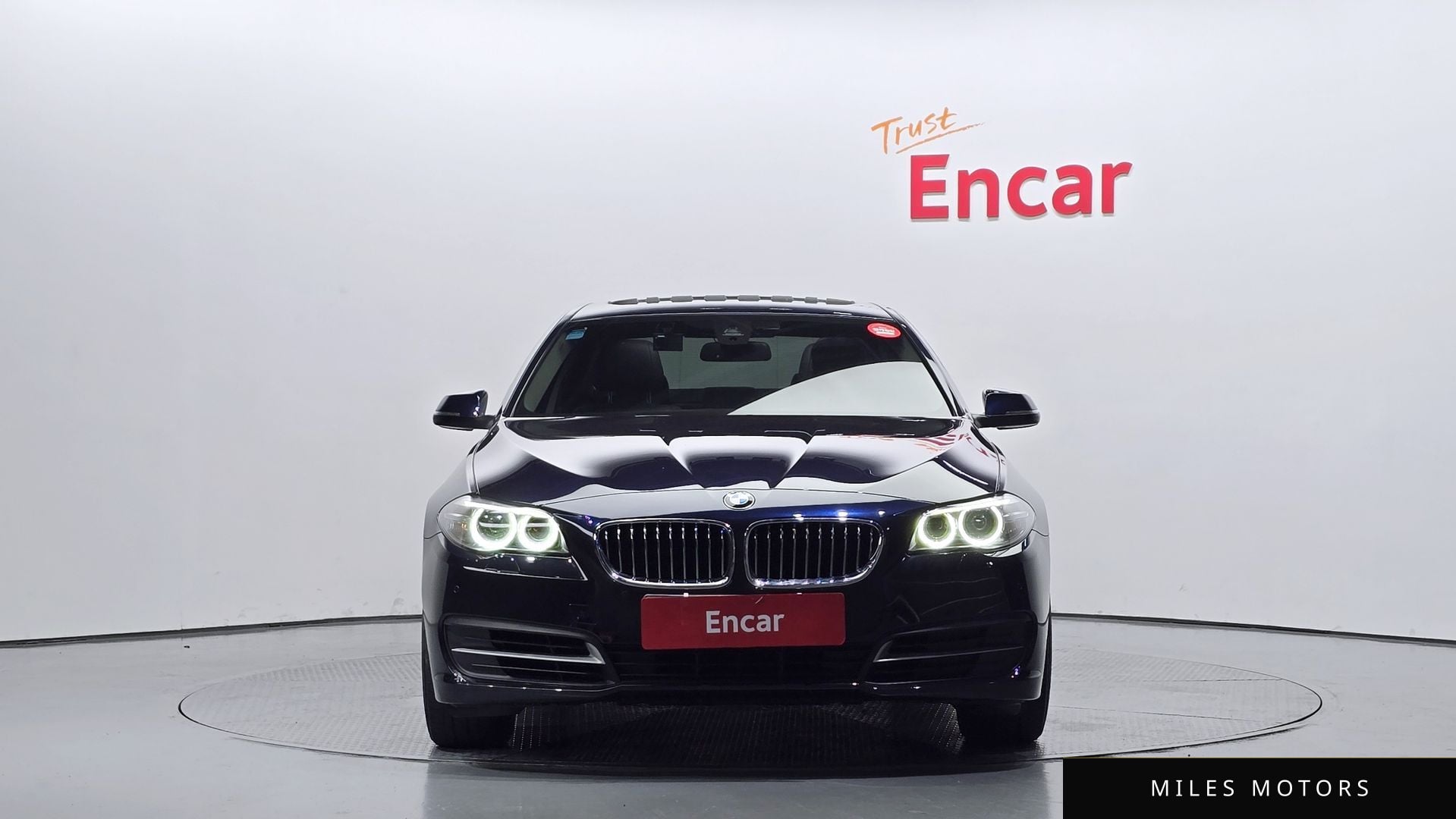 BMW 5 Series (F10) 2015 — миниатюра 3