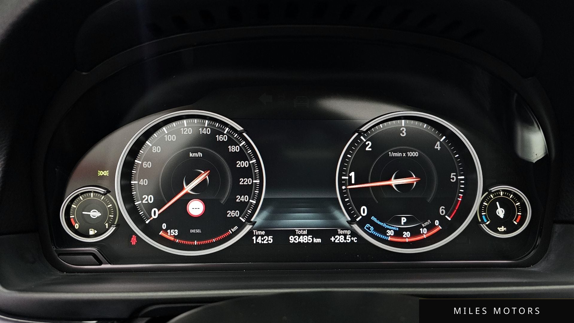 BMW 5 Series (F10) 2015 — миниатюра 8