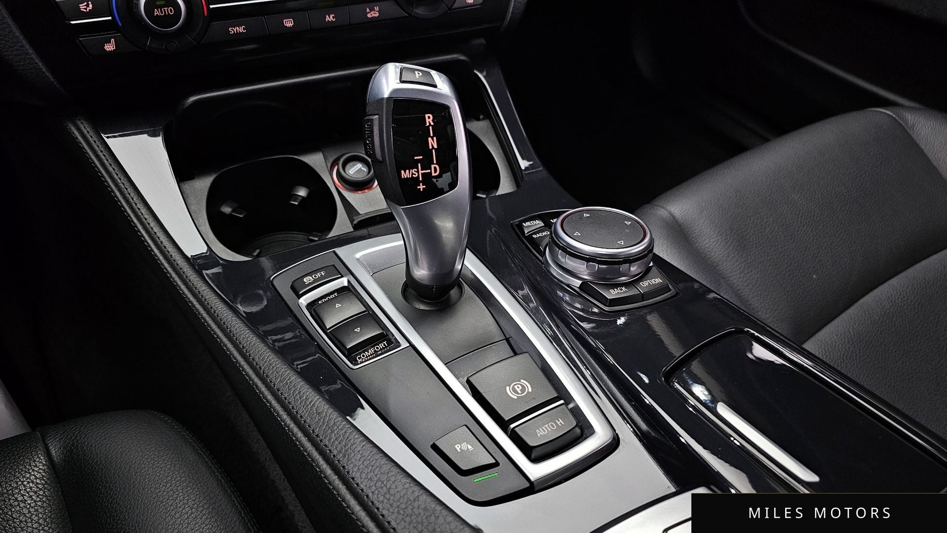 BMW 5 Series (F10) 2015 — миниатюра 9