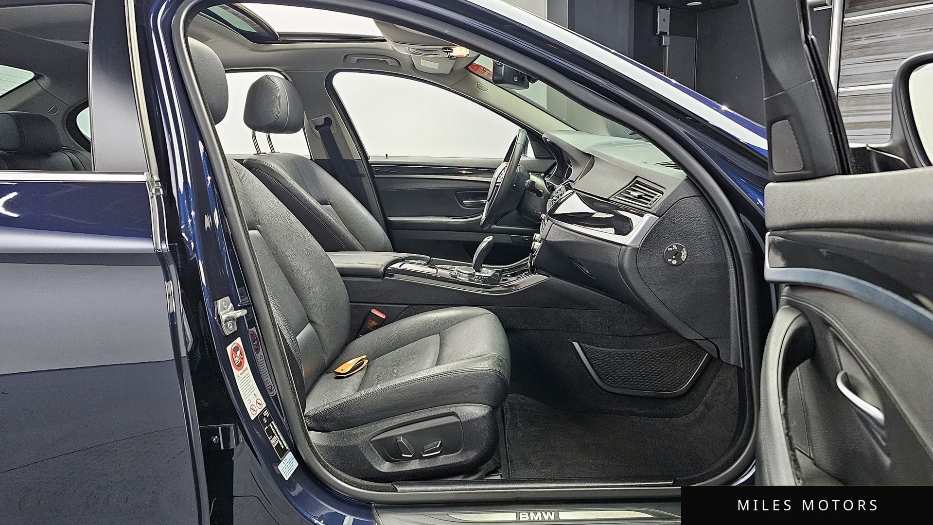 BMW 5 Series (F10) 2015 — миниатюра 10
