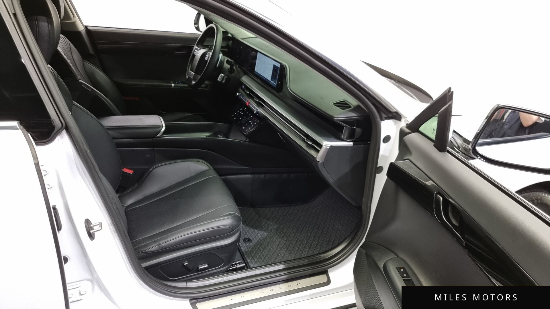 Hyundai Grandeur 2023 — миниатюра 10