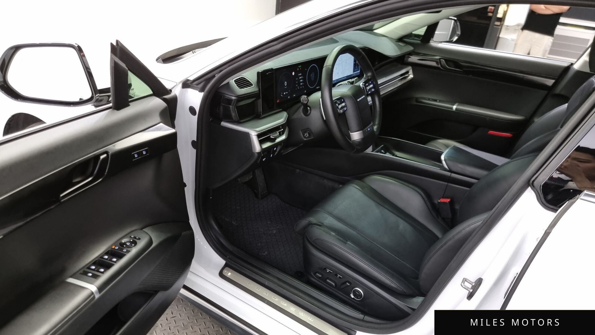 Hyundai Grandeur 2023 — миниатюра 11