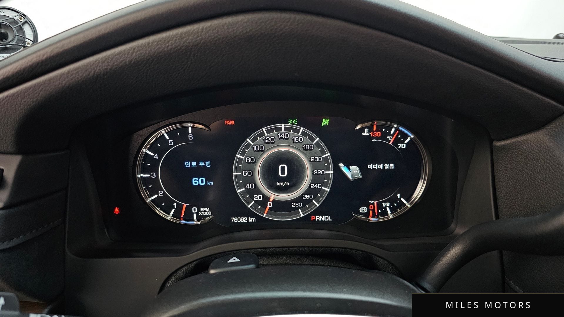 Cadillac Escalade 2018 — миниатюра 8