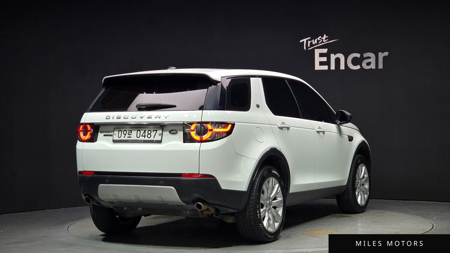 Land Rover Discovery Sport 2016 — миниатюра 2