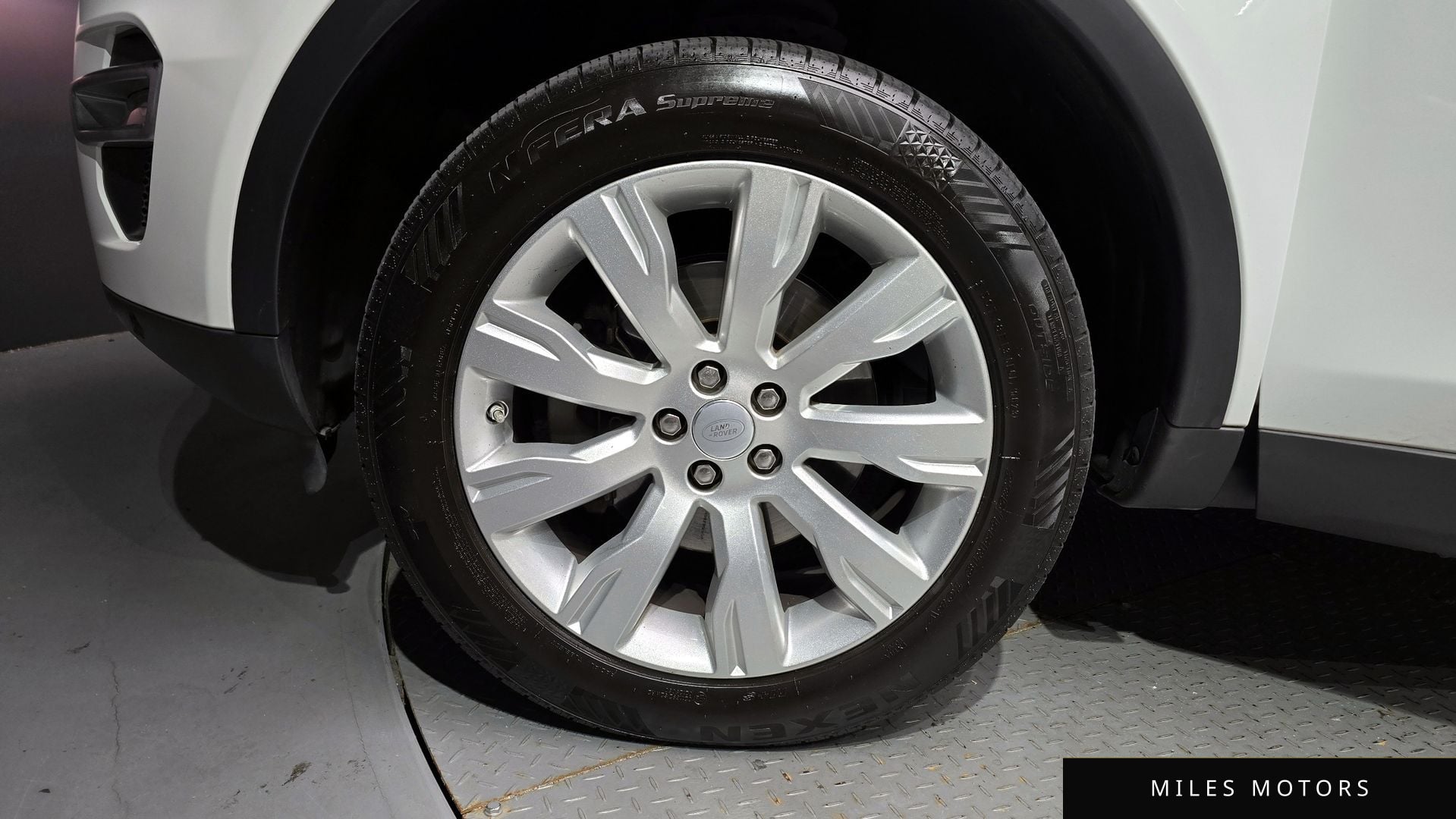 Land Rover Discovery Sport 2016 — миниатюра 5