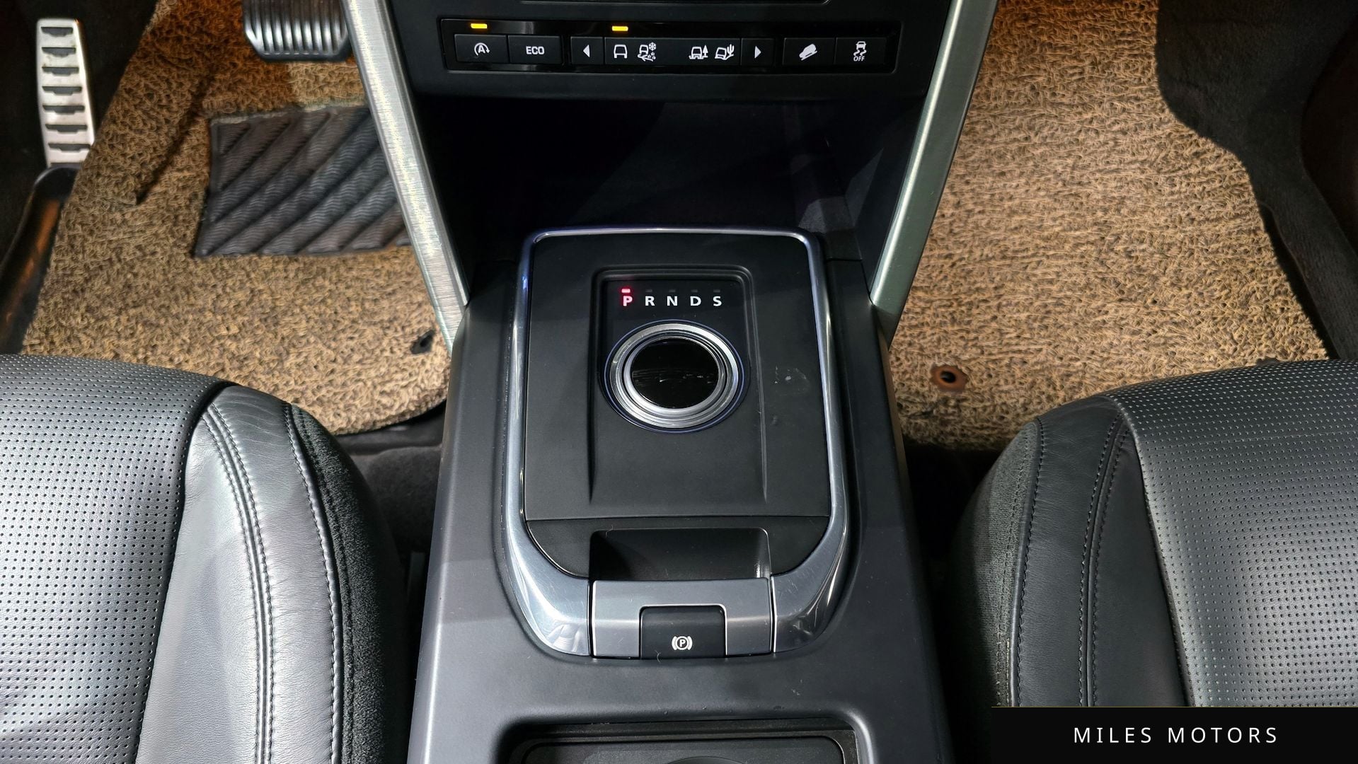 Land Rover Discovery Sport 2016 — миниатюра 9