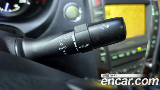 Лексус ES350 2011 — миниатюра 18