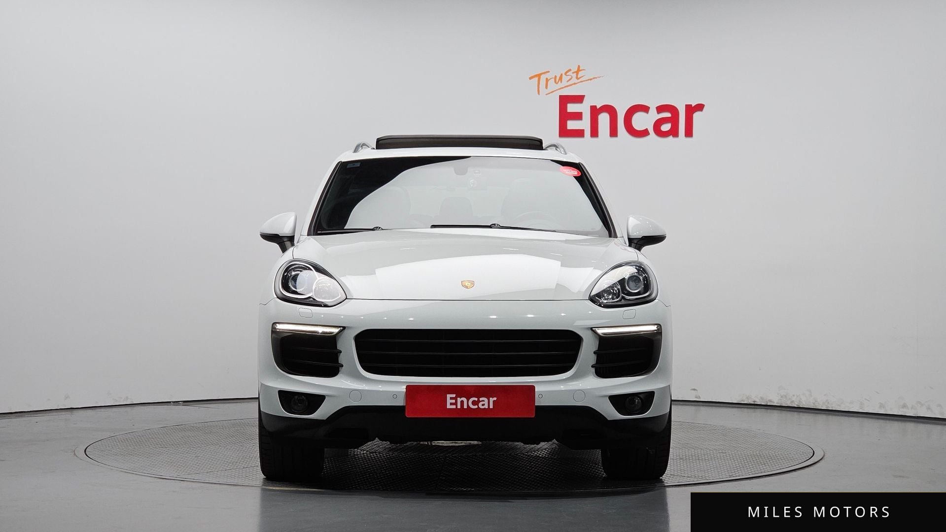 Porsche Cayenne 2015 — миниатюра 3