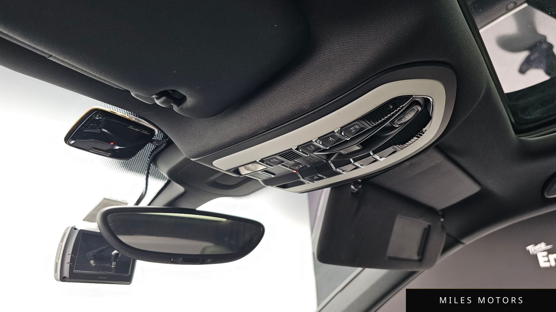 Porsche Cayenne 2015 — миниатюра 16