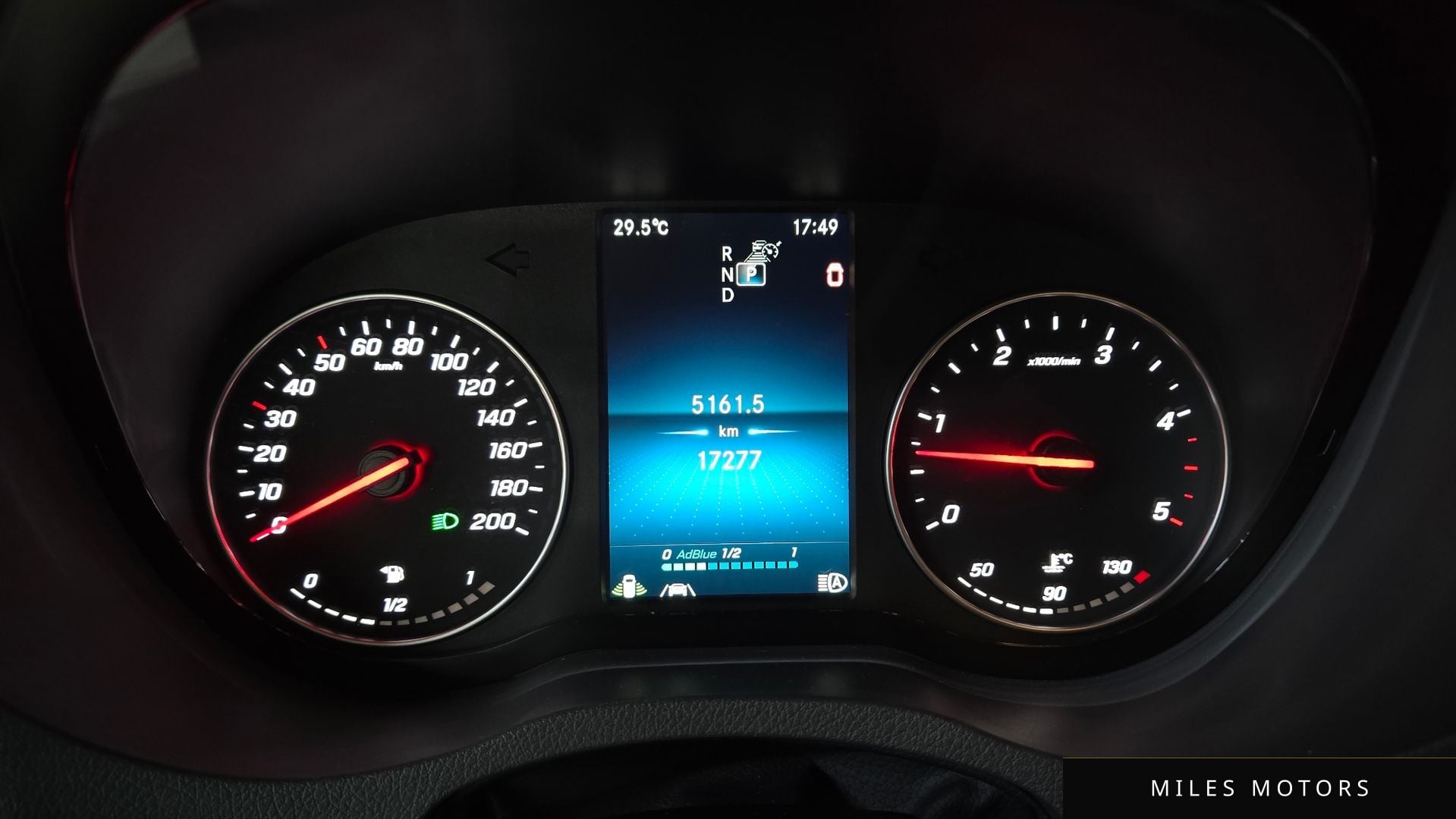 Mercedes-Benz Sprinter 2022 — миниатюра 8