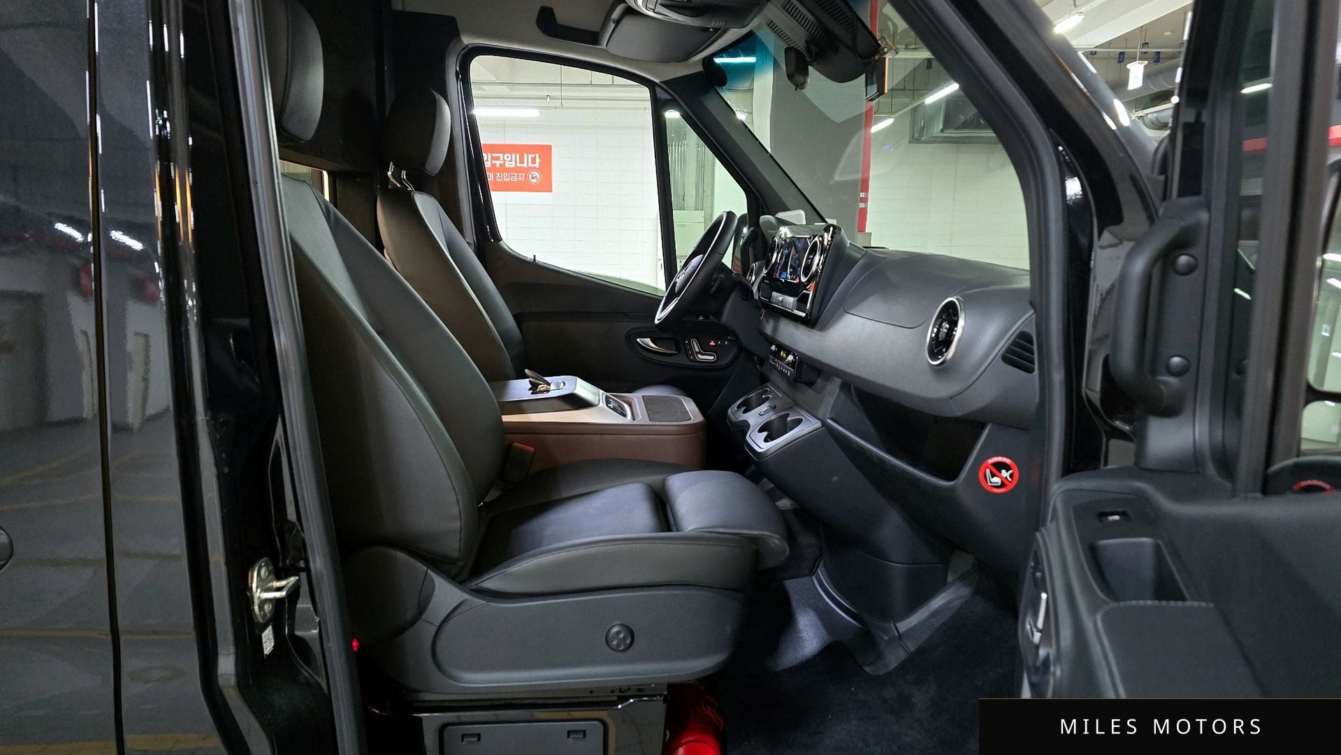 Mercedes-Benz Sprinter 2022 — миниатюра 10