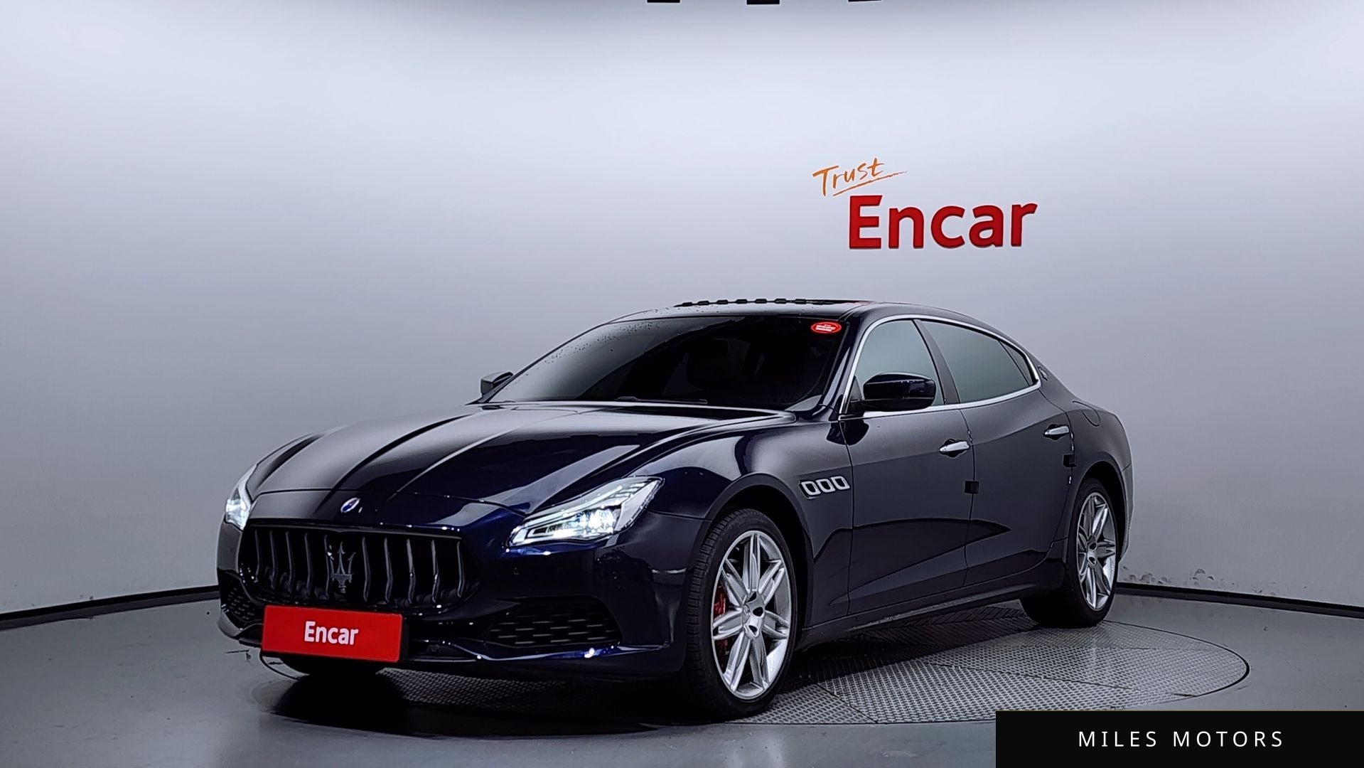 Maserati Quattroporte 2018 — фото 1 из 12