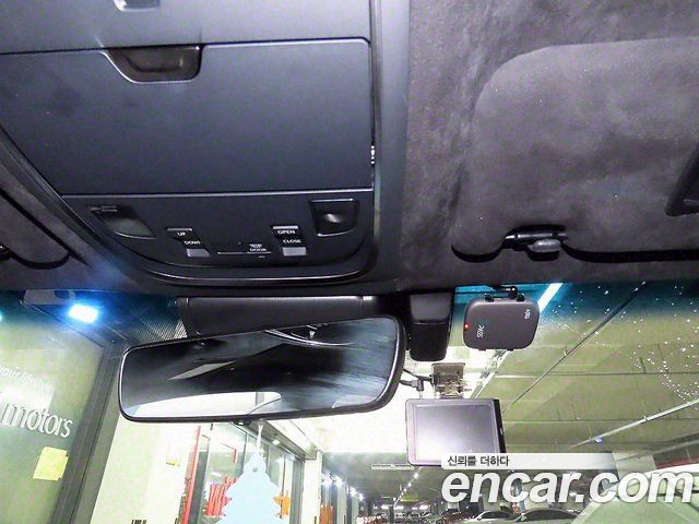 Лексус LS500h 2018 — миниатюра 17