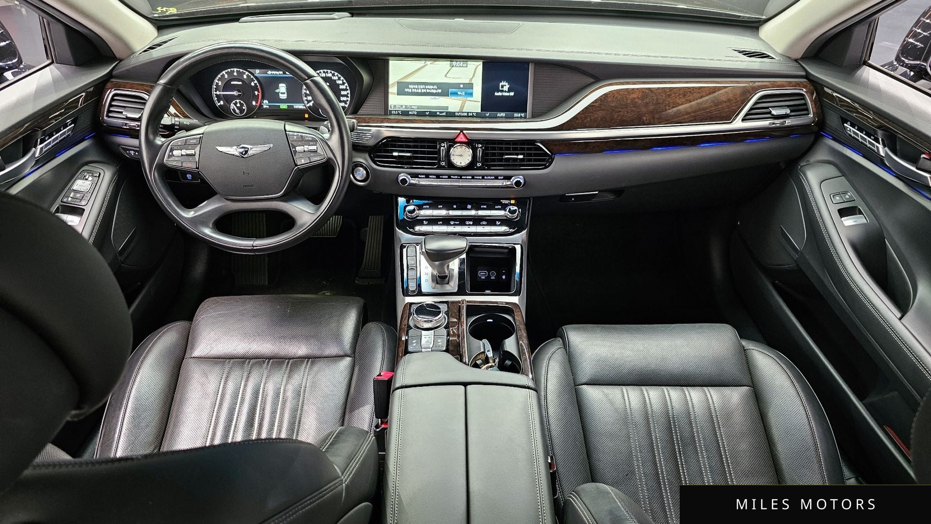 Genesis EQ900 2016 — миниатюра 7